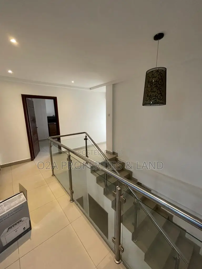 3bdrm House in Labone for sale in Labone Junction
