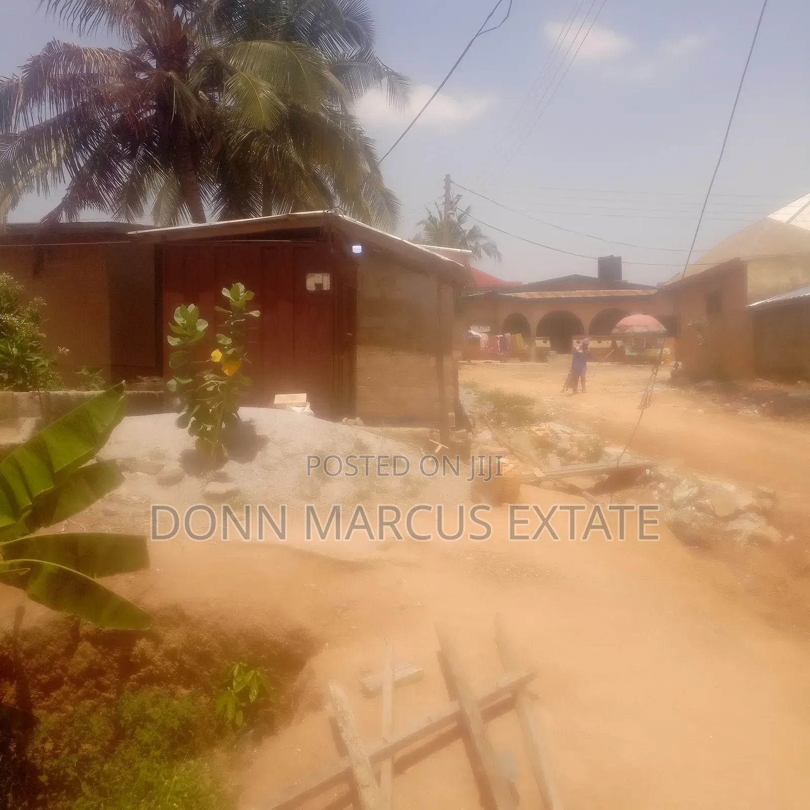 6bdrm House in Don Marcus Estate, Kumasi Metropolitan for sale in Kumasi Metropolitan