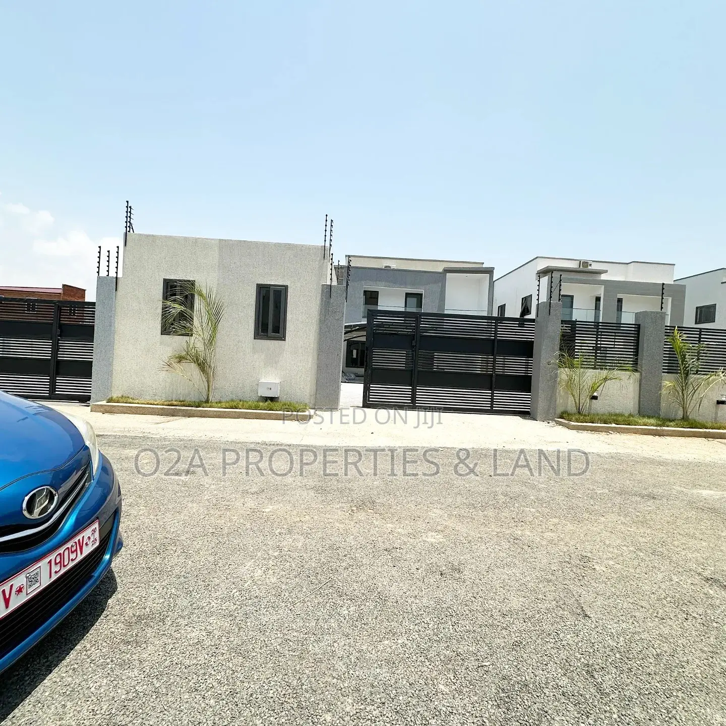4bdrm House in East Airport for sale in Airport Residential Area
