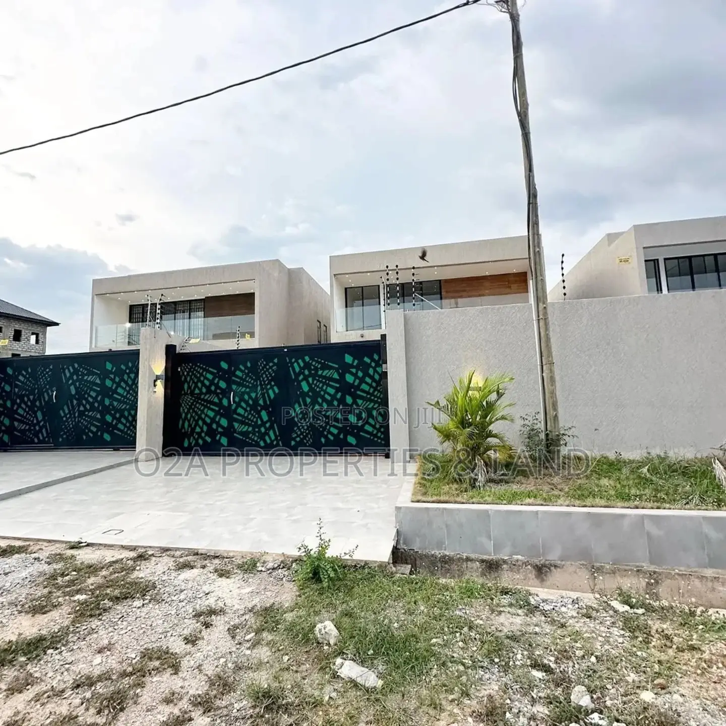 4bdrm House in East Legon Hills, Bawaleshie for sale in Bawaleshie