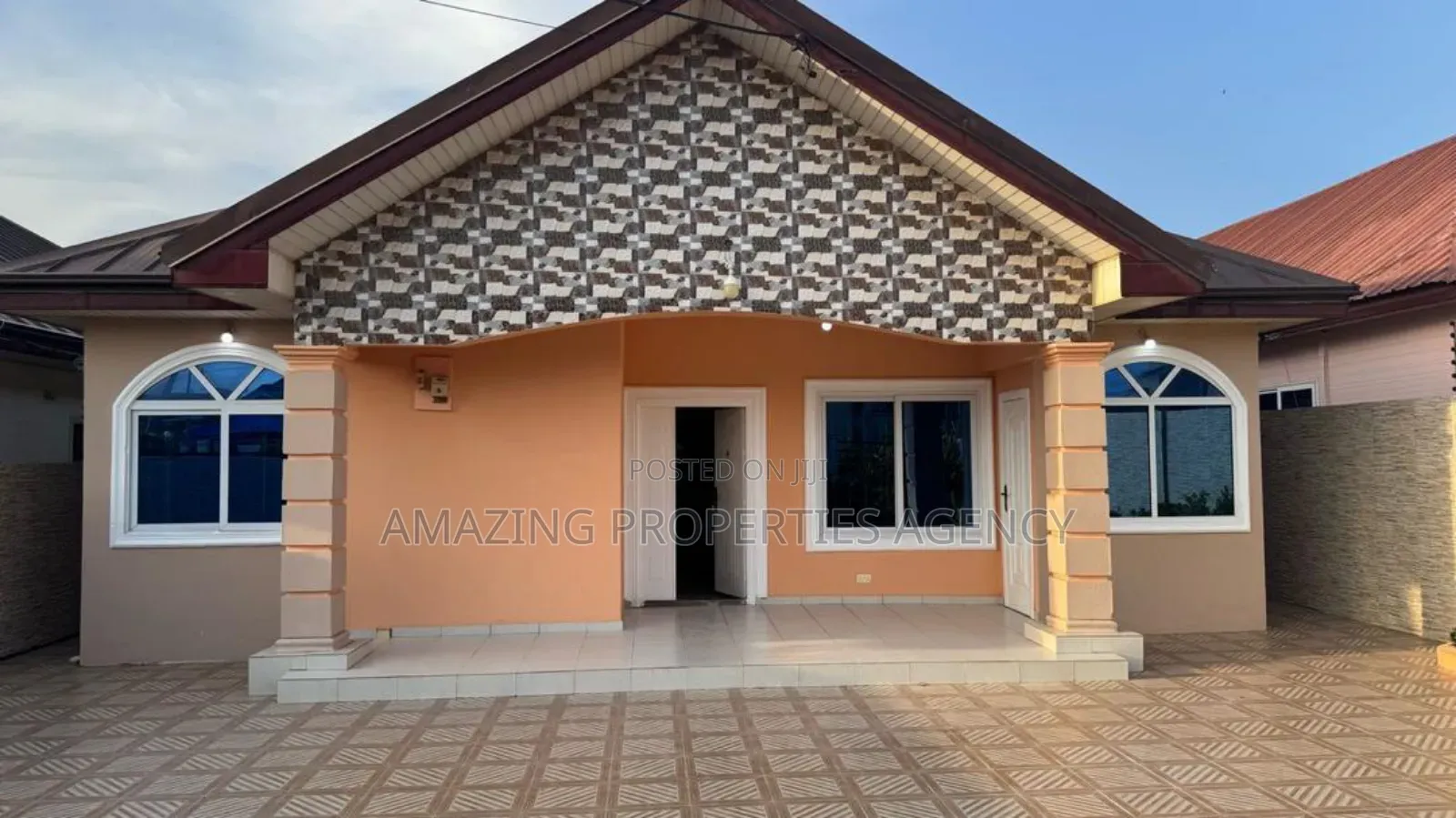 3bdrm House in Spintex for rent in Spintex