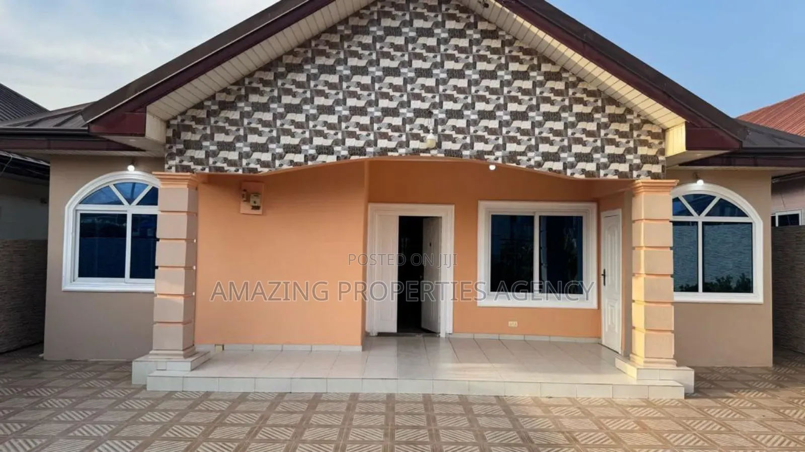 3bdrm House in Spintex for rent in Spintex