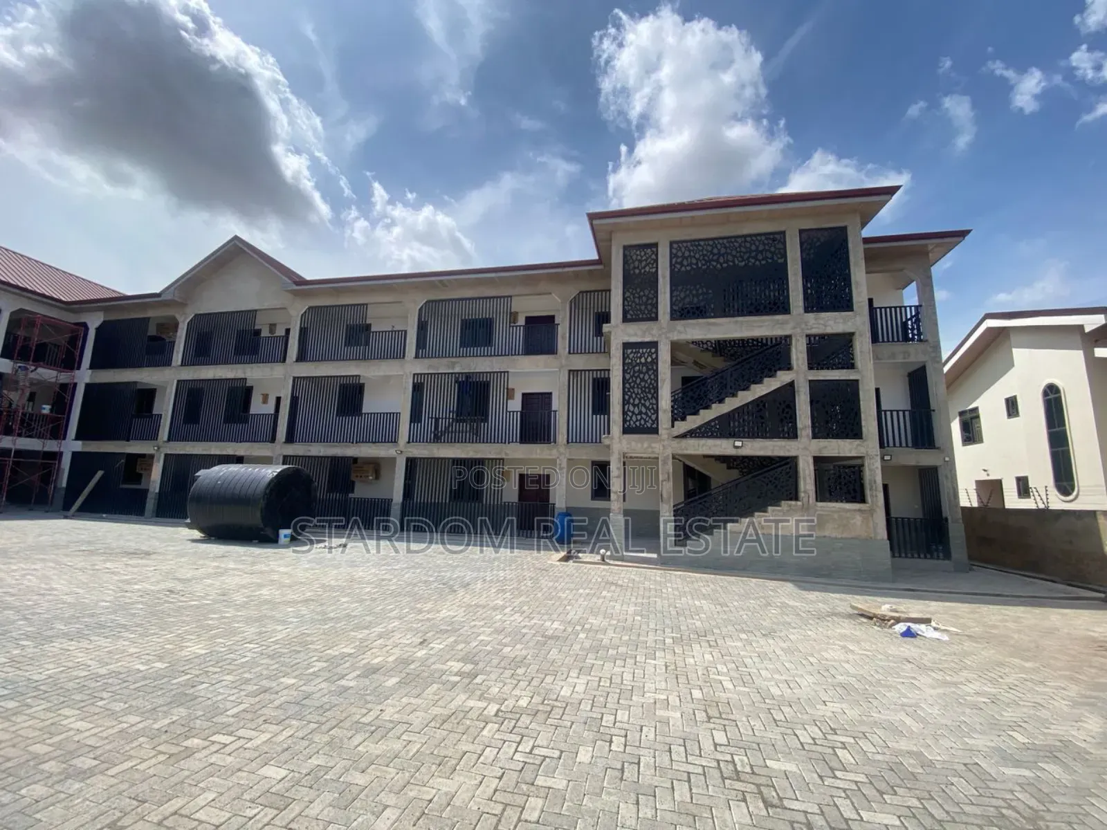 1bdrm Apartment in Adjiriganor for rent in Adjiriganor