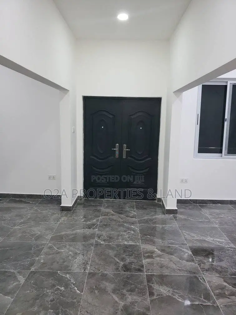 5bdrm House in Labone Accra for rent in Labone Junction