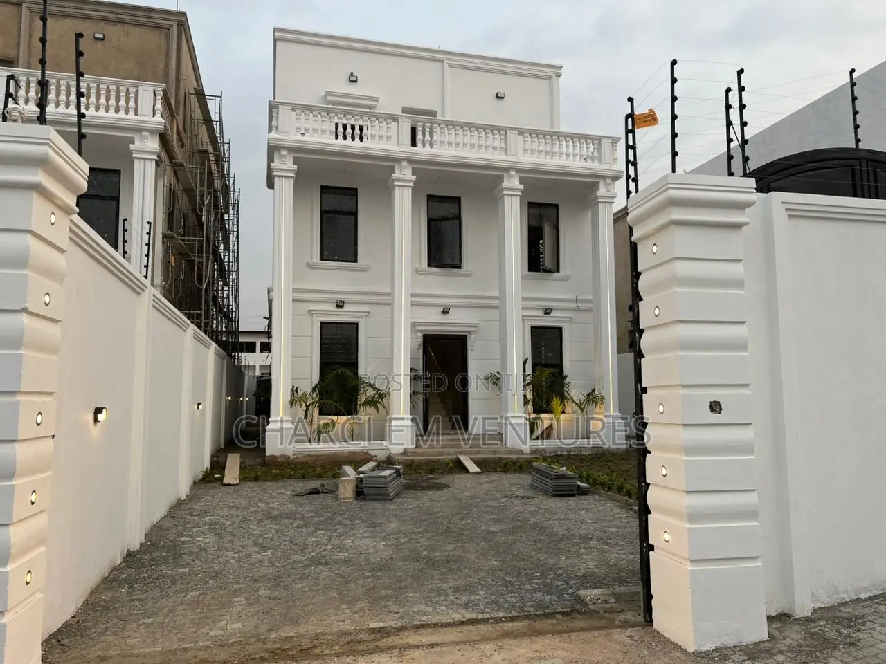 4bdrm House in Charclem Ventures, Accra Metropolitan for sale in Accra Metropolitan