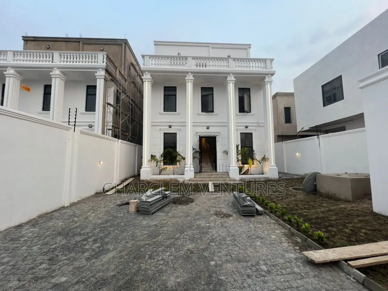 4bdrm House in Charclem Ventures, Accra Metropolitan for sale in Accra Metropolitan