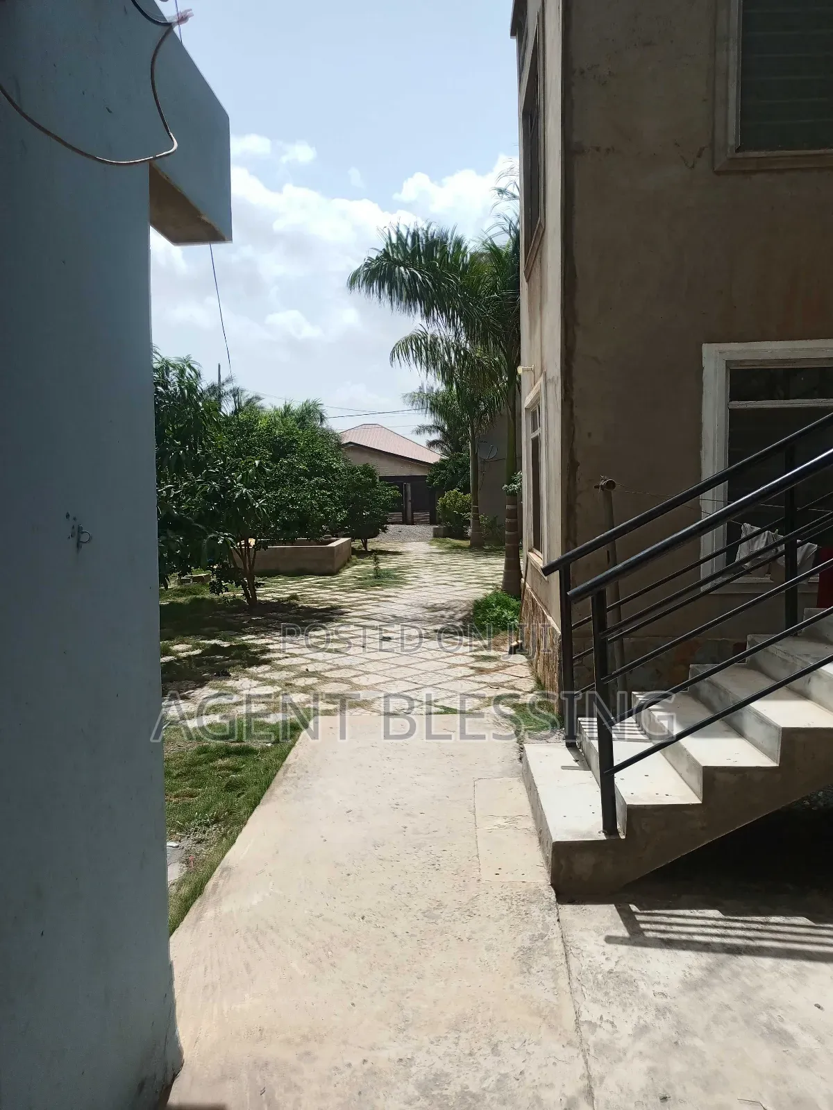 2bdrm Apartment in Community 25, Tema Metropolitan for rent in Tema Metropolitan