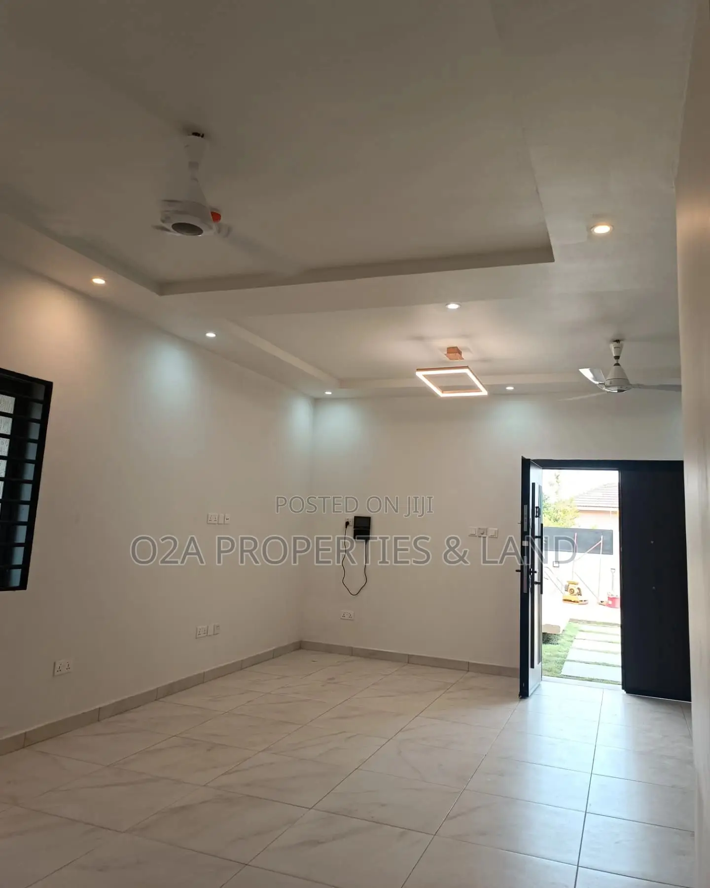 4bdrm House in Lakeside Estate for sale in Lake Side Estate