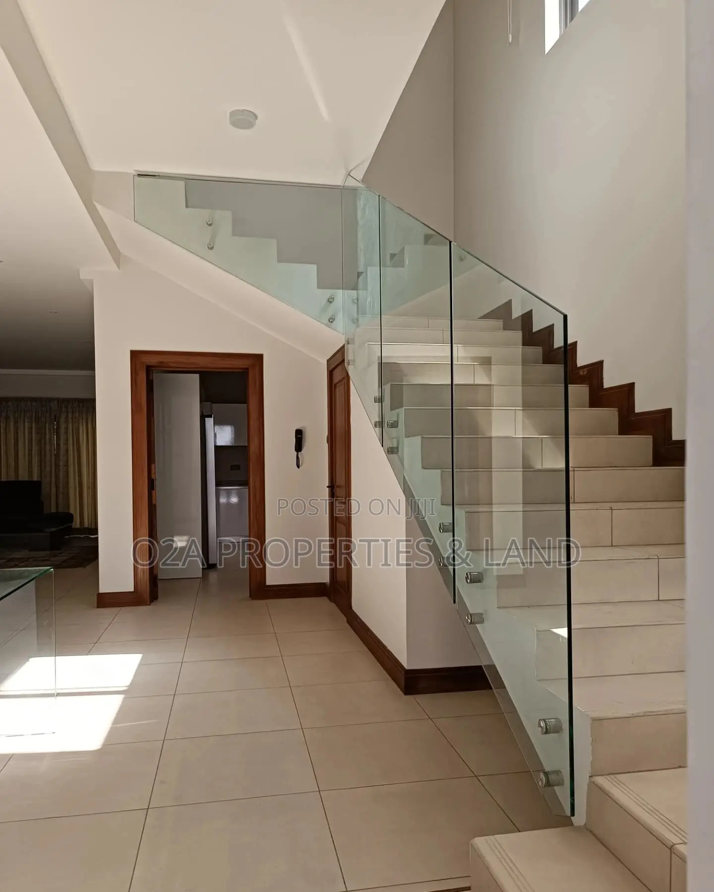 Furnished 3bdrm Townhouse / Terrace in Cantonments, DVLA Area for rent in DVLA Area