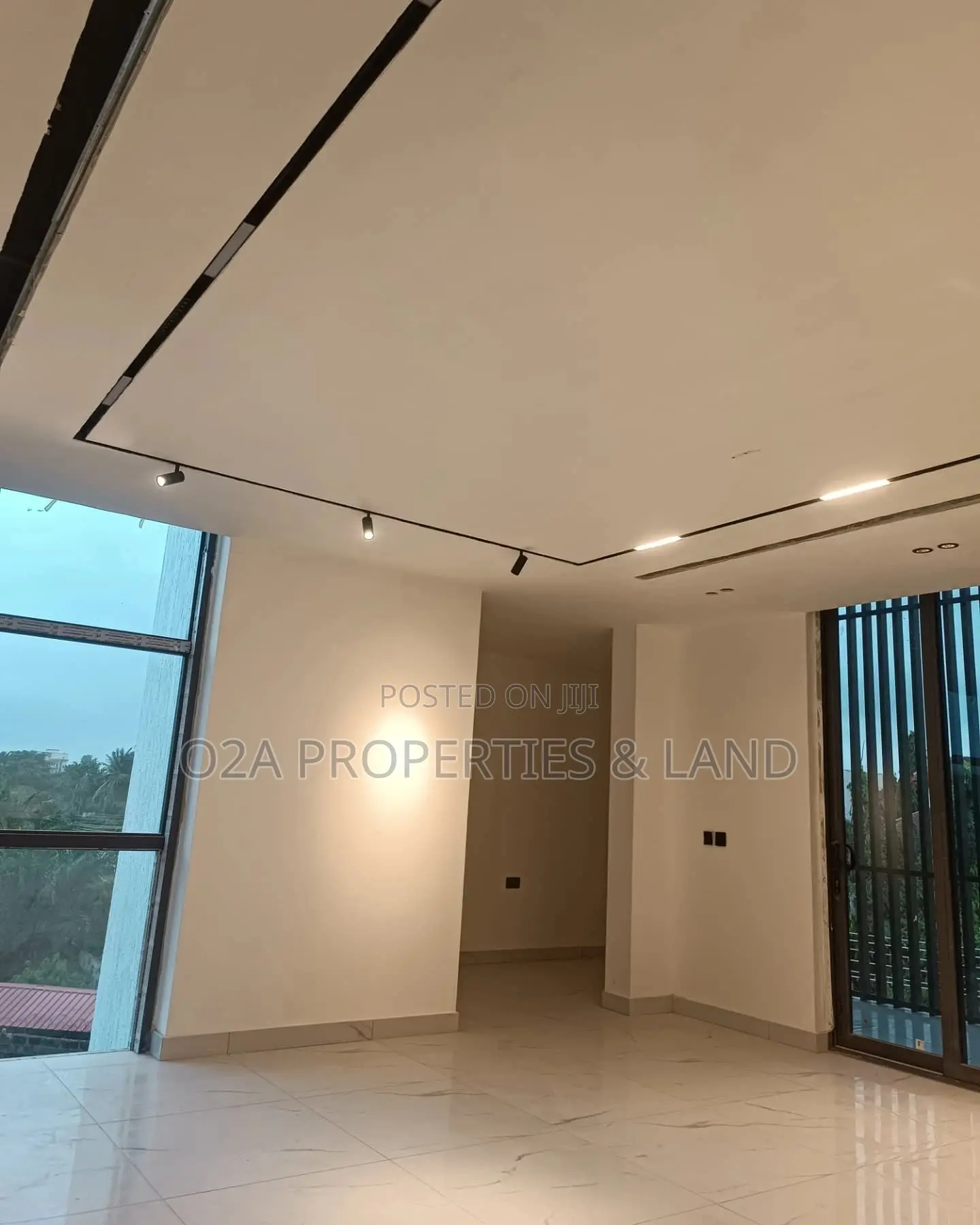 5bdrm House in Dzorwulu for sale in Dzorwulu
