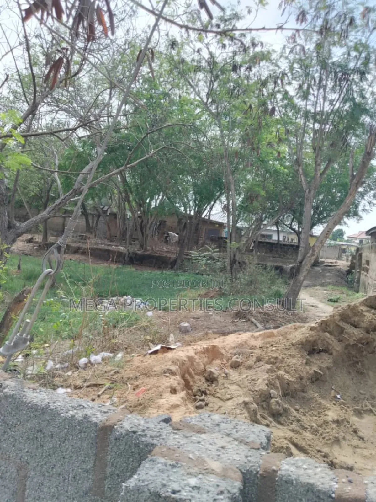 Land for Sale in Lapaz Race Course in Lapaz