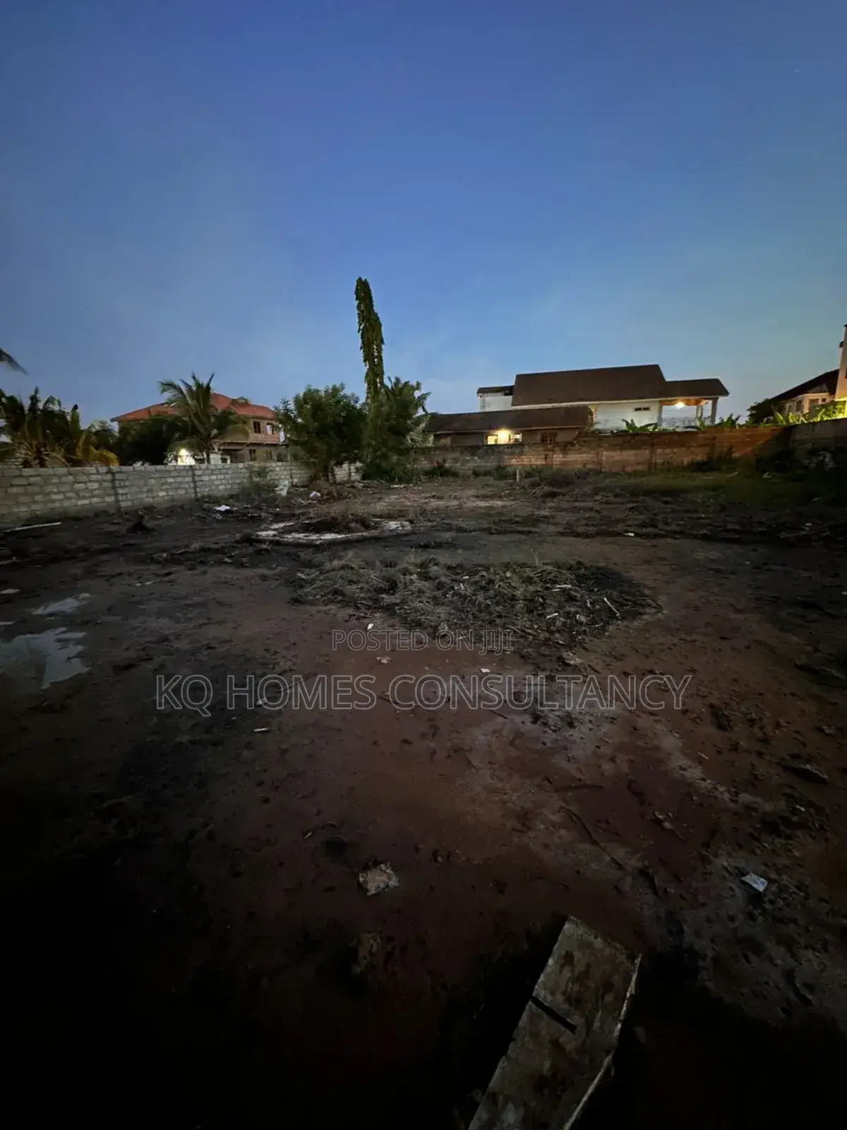 One Half Plot for Spintex, Manet in Manet Junction