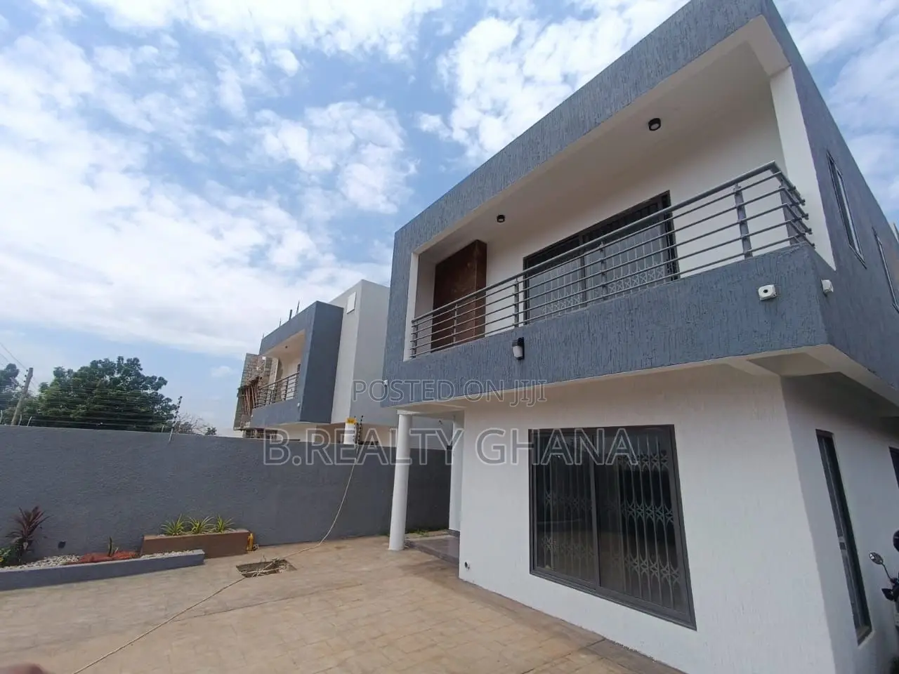 4bdrm House in Oyarifa for sale in Oyarifa