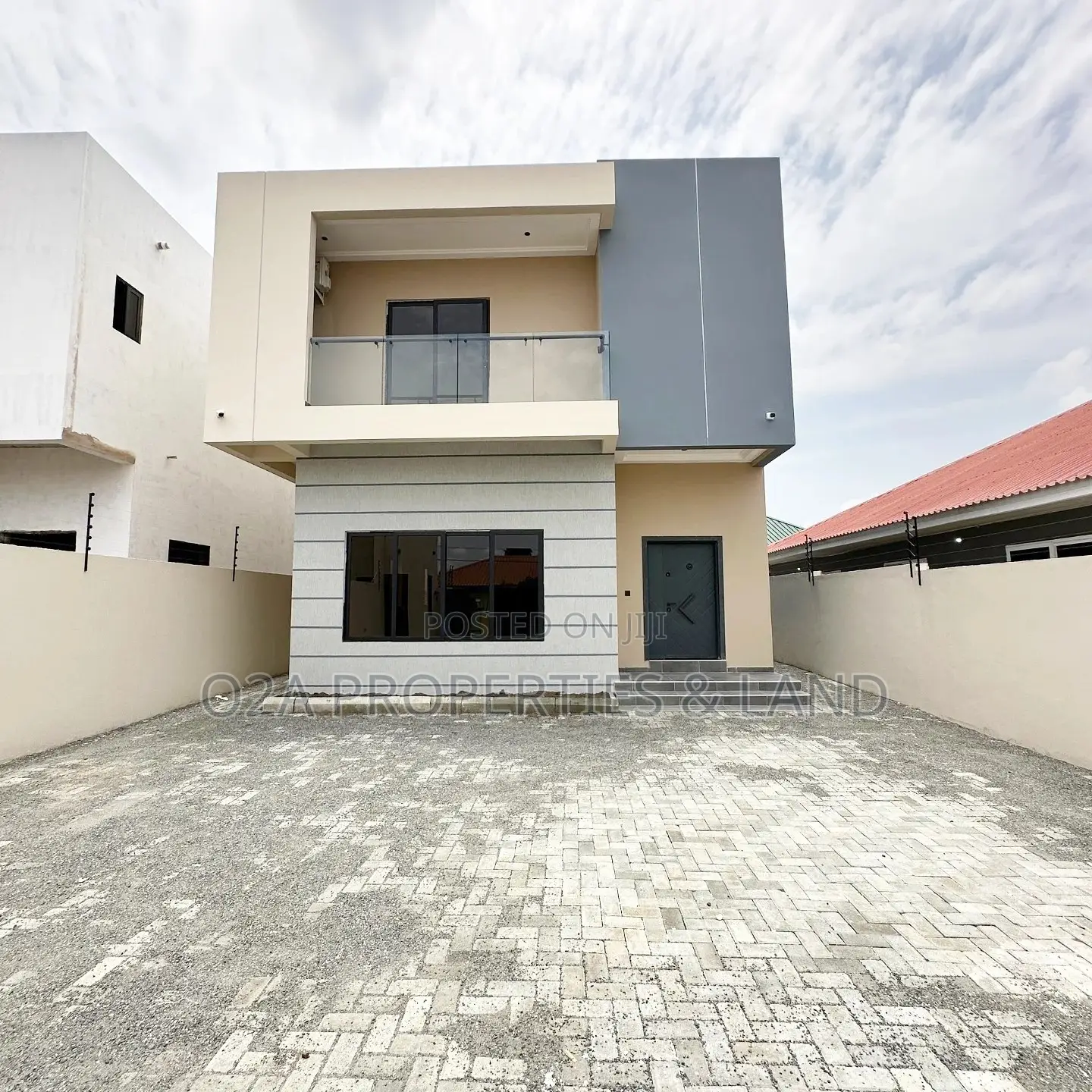 4bdrm House in Lakeside Estate for sale in Lake Side Estate