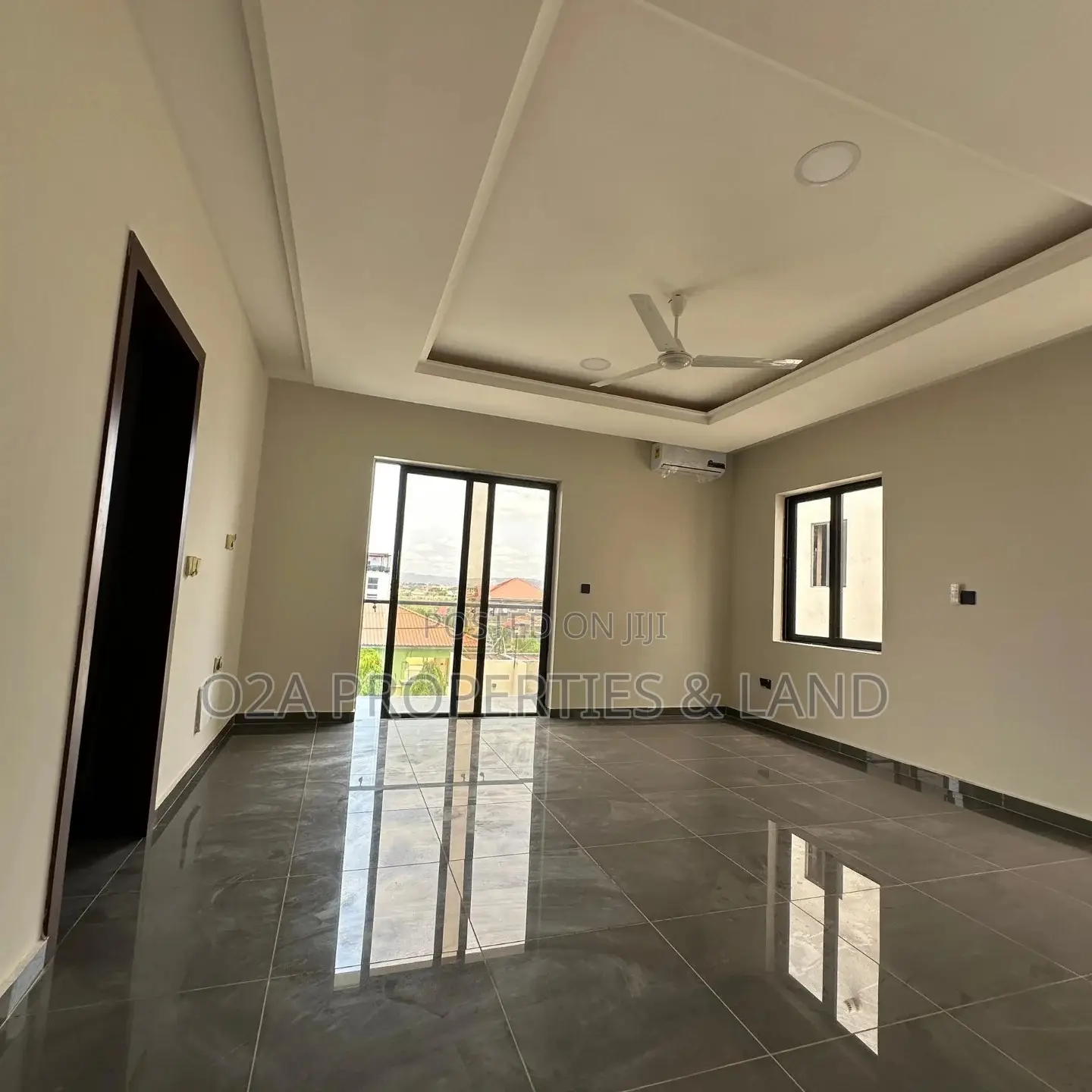 4bdrm House in Lakeside Estate for sale in Lake Side Estate