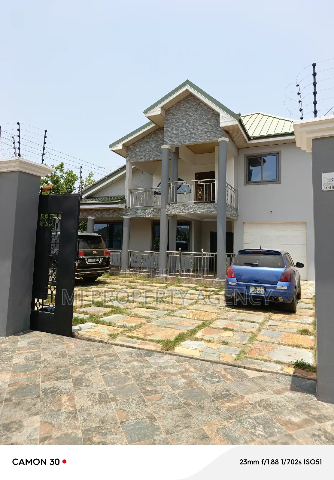 5bdrm House in Hfc Estate Phase One, Tema Metropolitan for sale in Tema Metropolitan