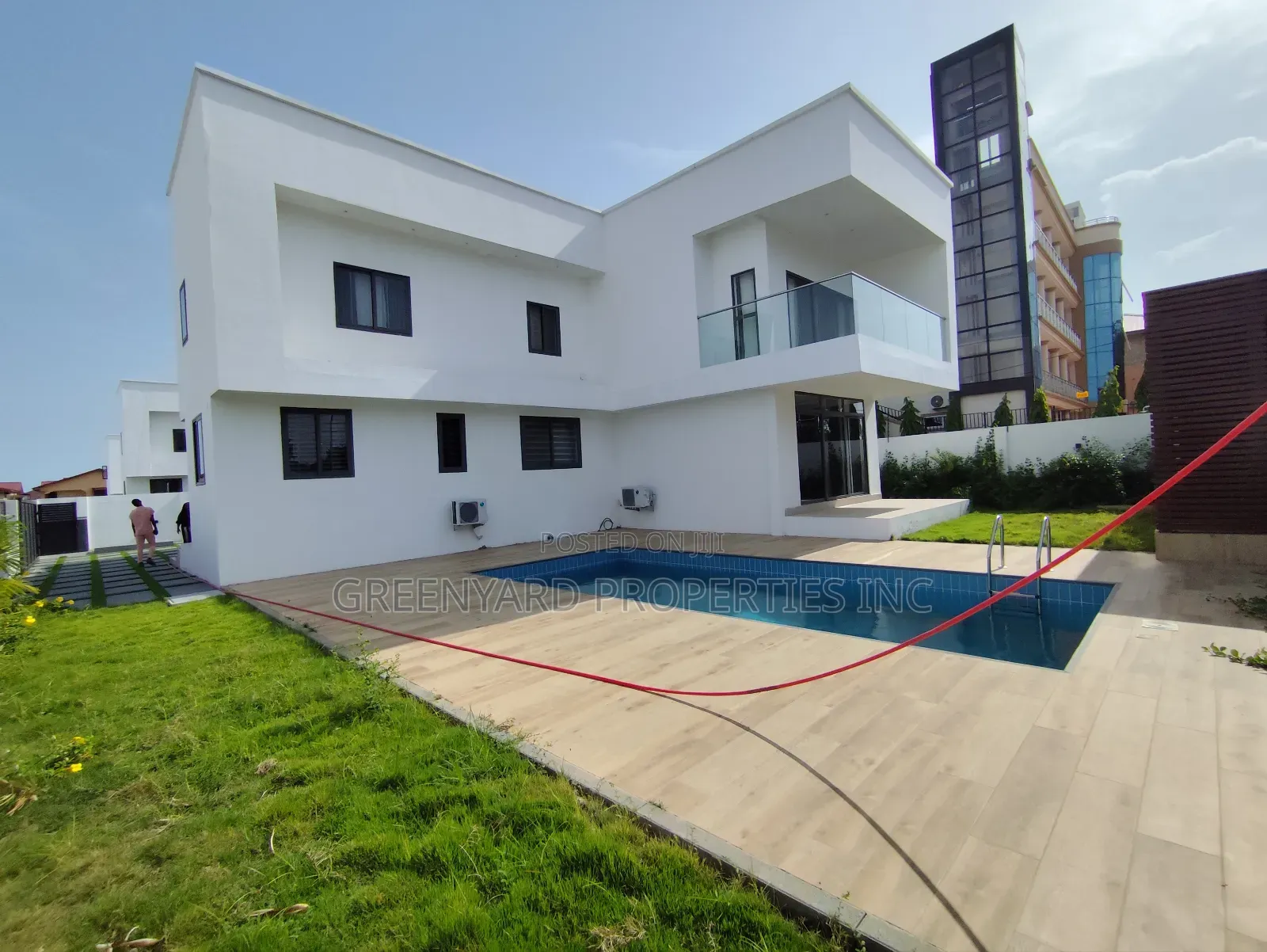 5bdrm Mansion in American House, East Legon for sale in East Legon