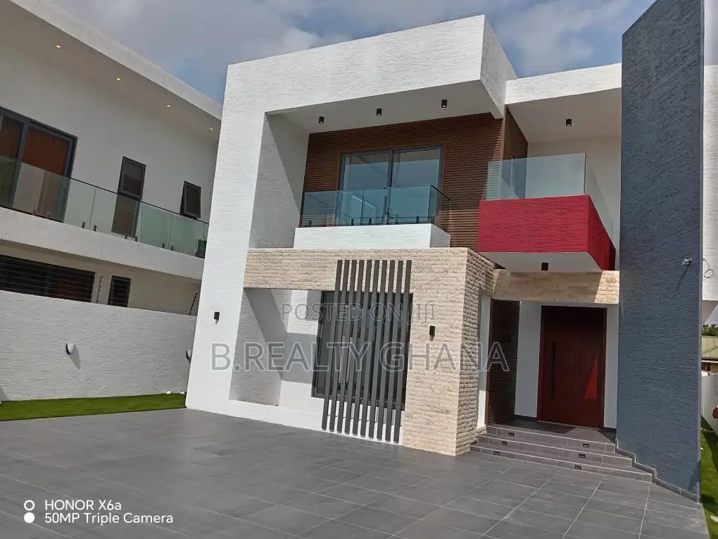 5bdrm House in Tema Metropolitan for sale in Tema Metropolitan