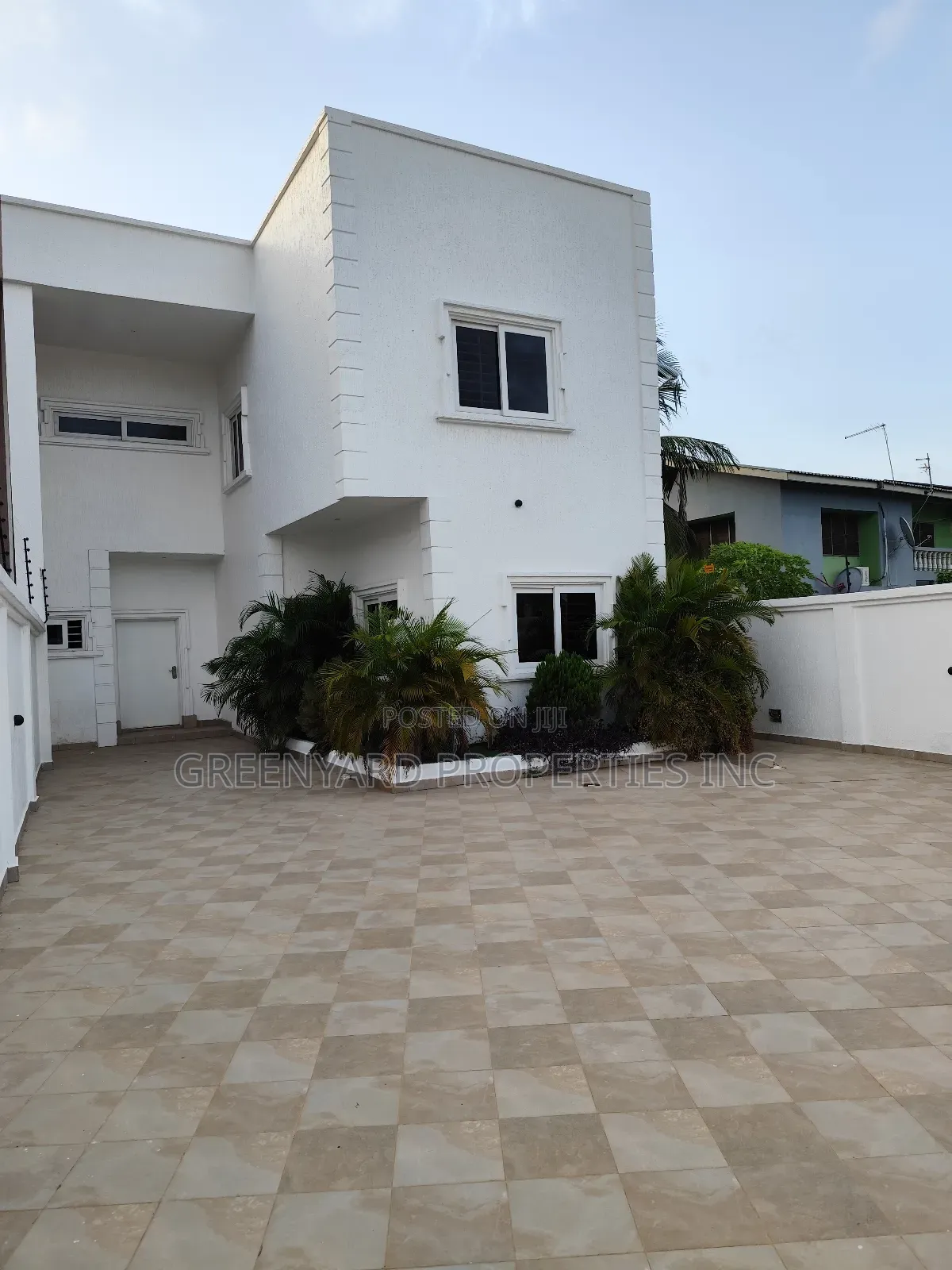 4bdrm House in A&C, East Legon for rent in East Legon