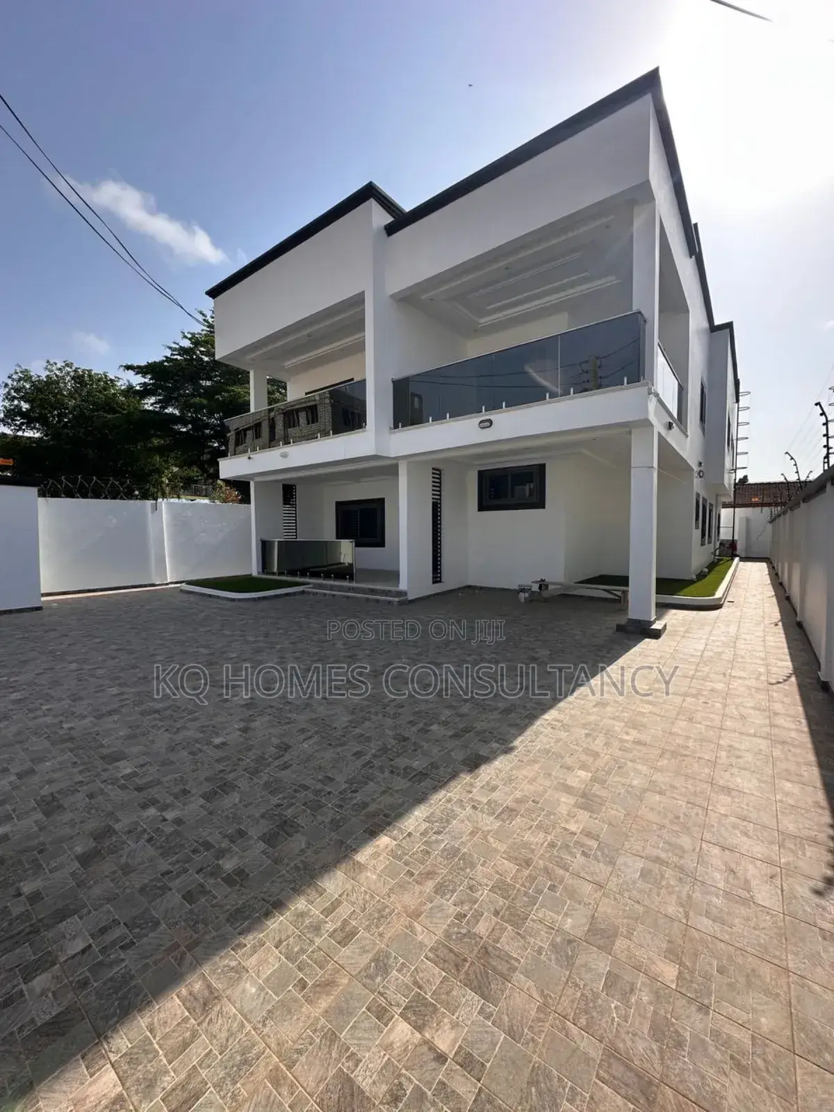4bdrm House in Ogbojo, East Legon for sale in East Legon