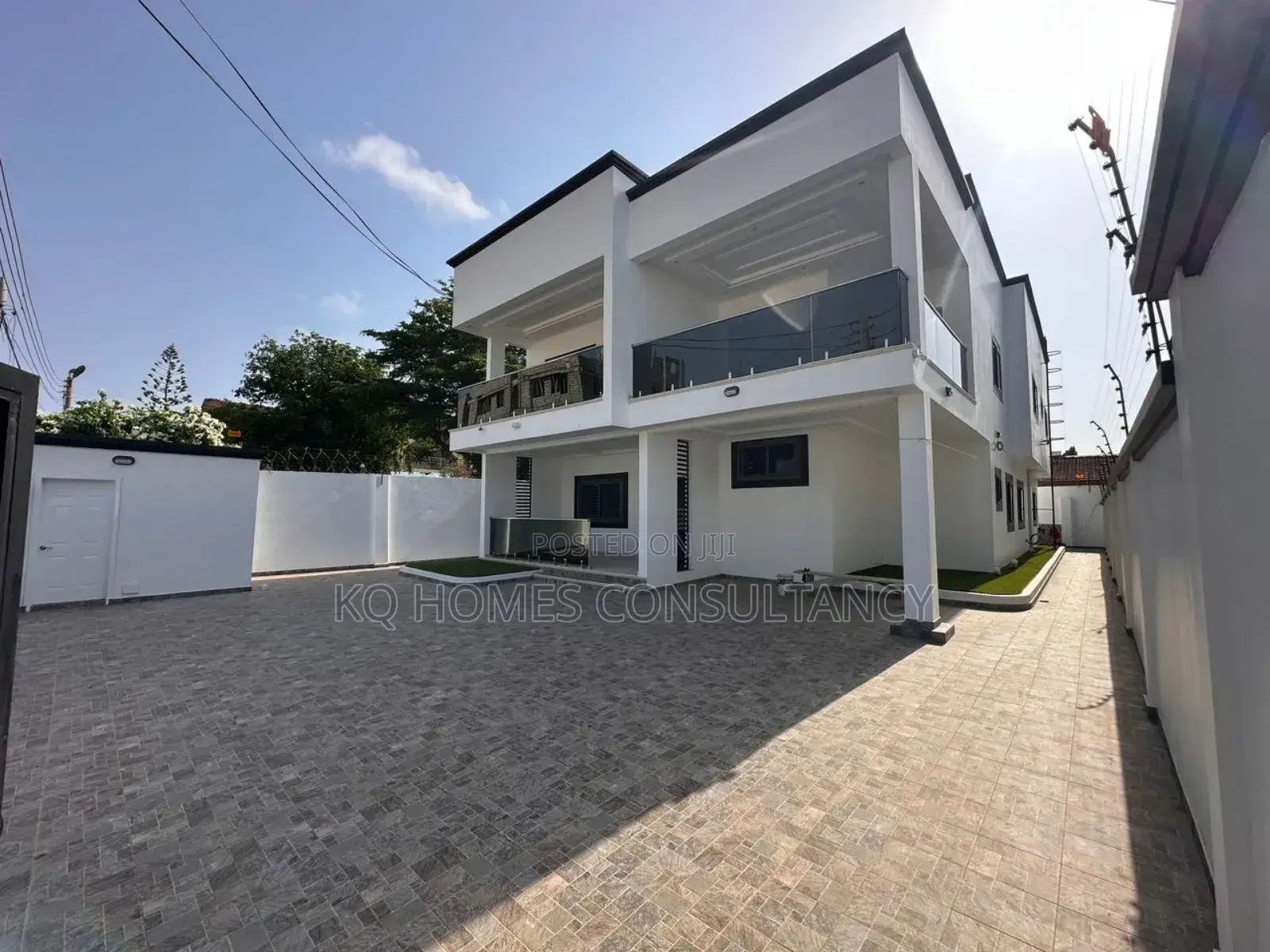 4bdrm House in Ogbojo, East Legon for sale in East Legon
