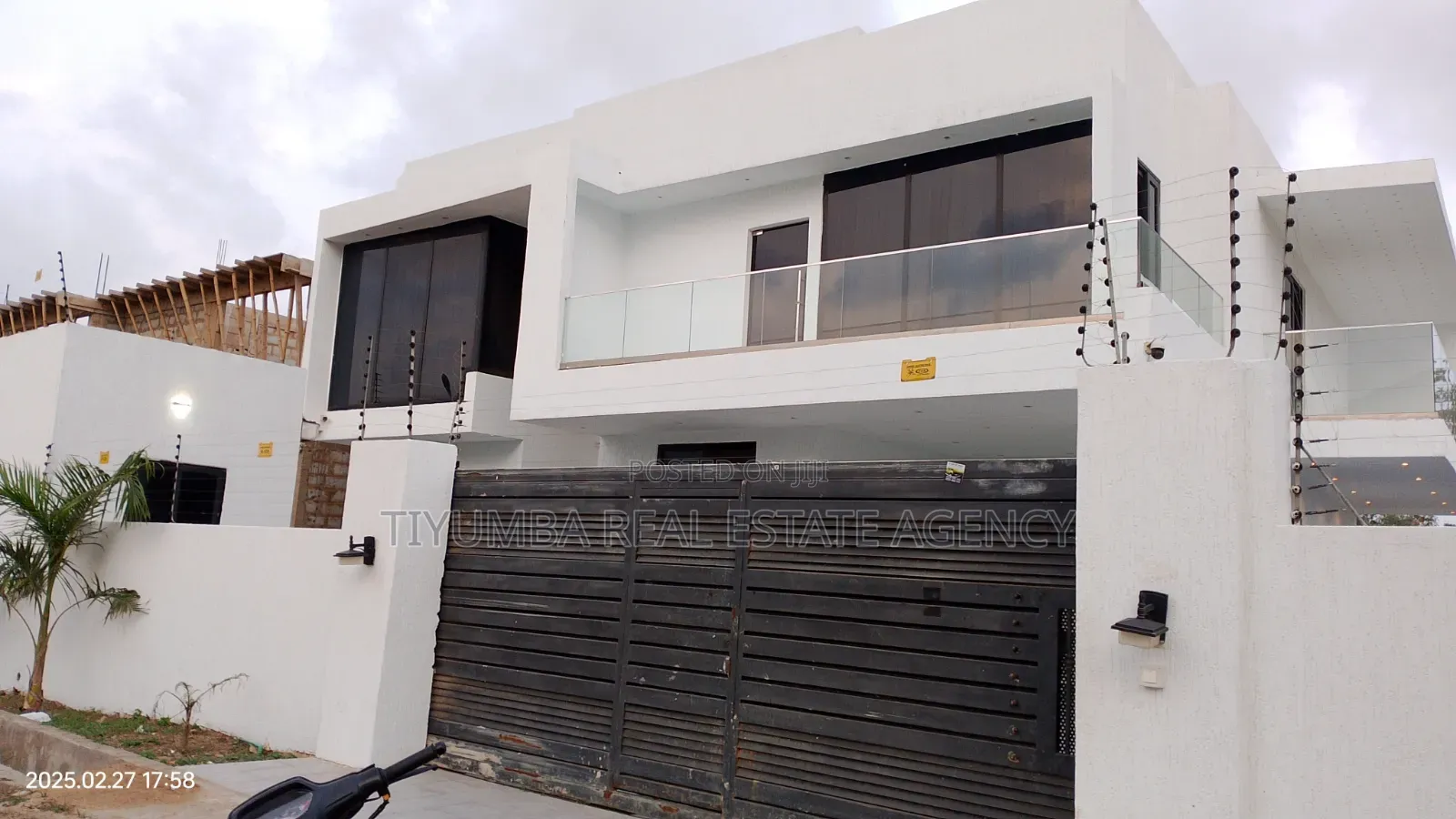 4bdrm Duplex in Tiyumba Real Estate, Haatso for sale in Haatso