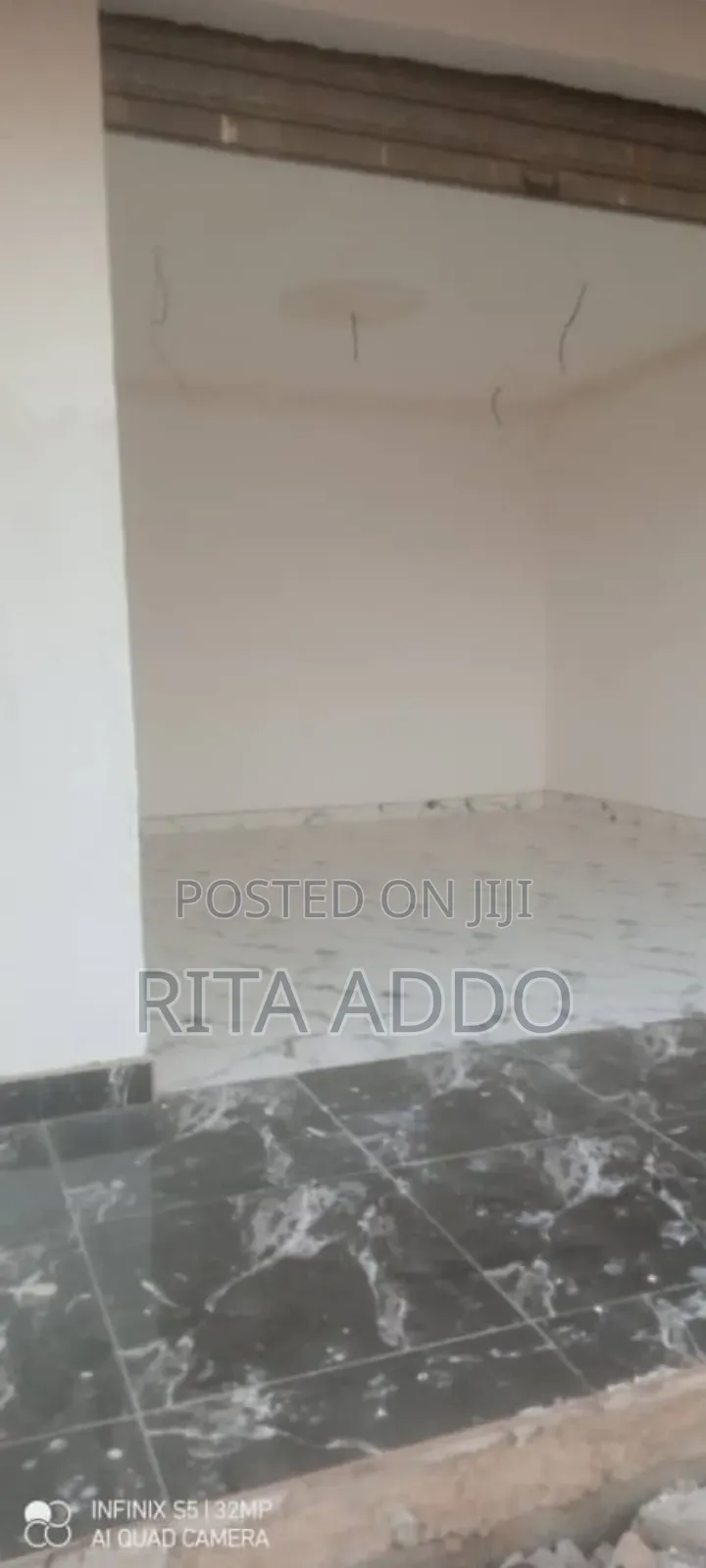 Shop for Rent in Lake Side Estate