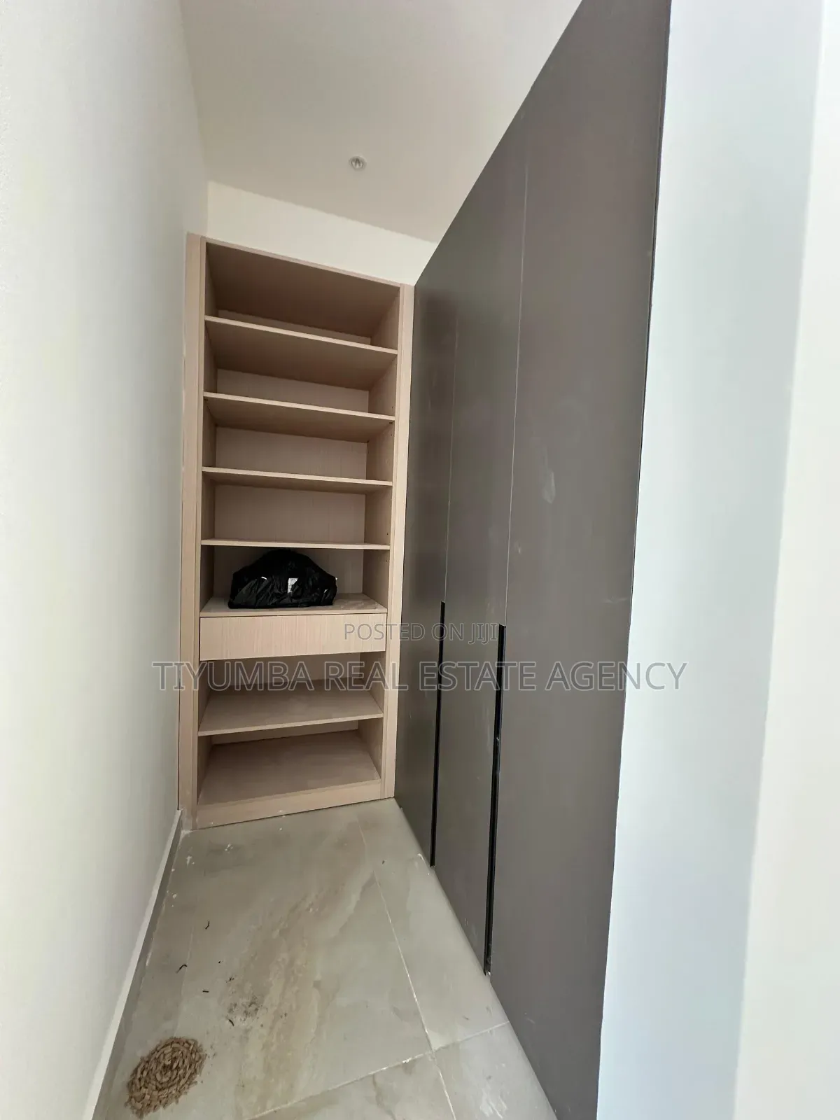 5bdrm House in Tiyumba Real Estate, Adjiriganor for sale in Adjiriganor