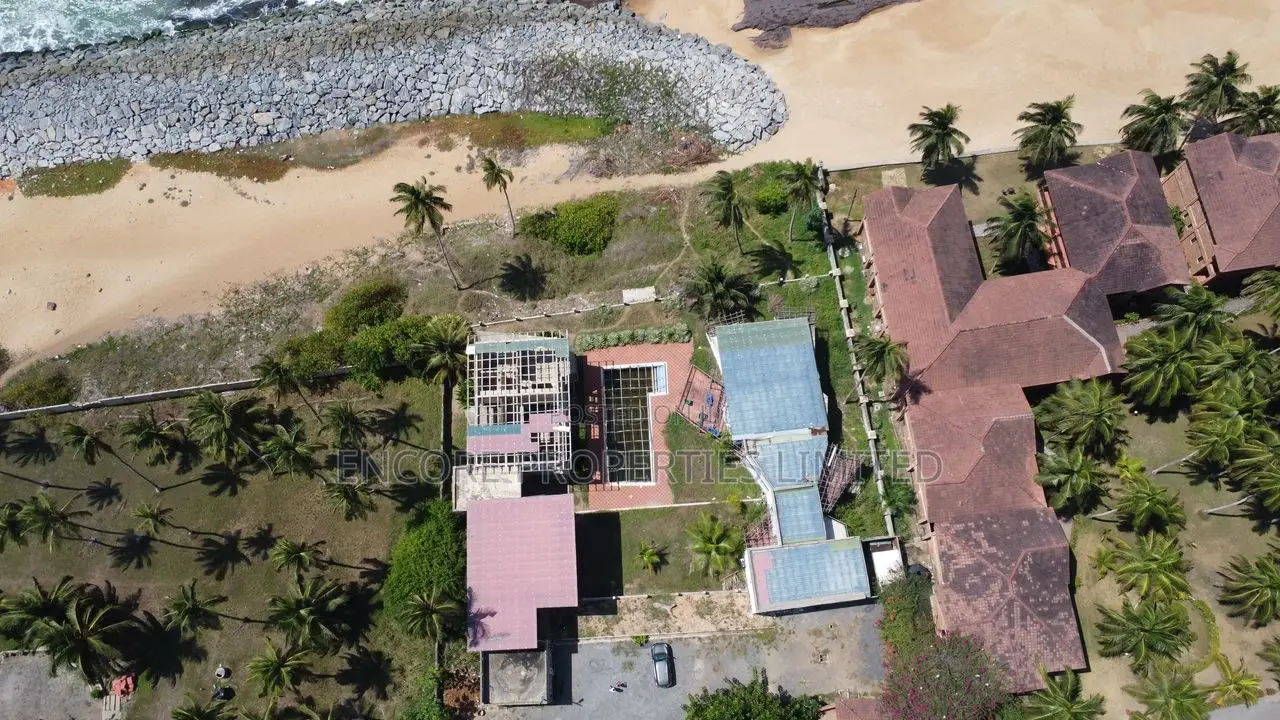20bdrm Villa in Encore Properties, Cape Coast Metropolitan for sale in Cape Coast Metropolitan