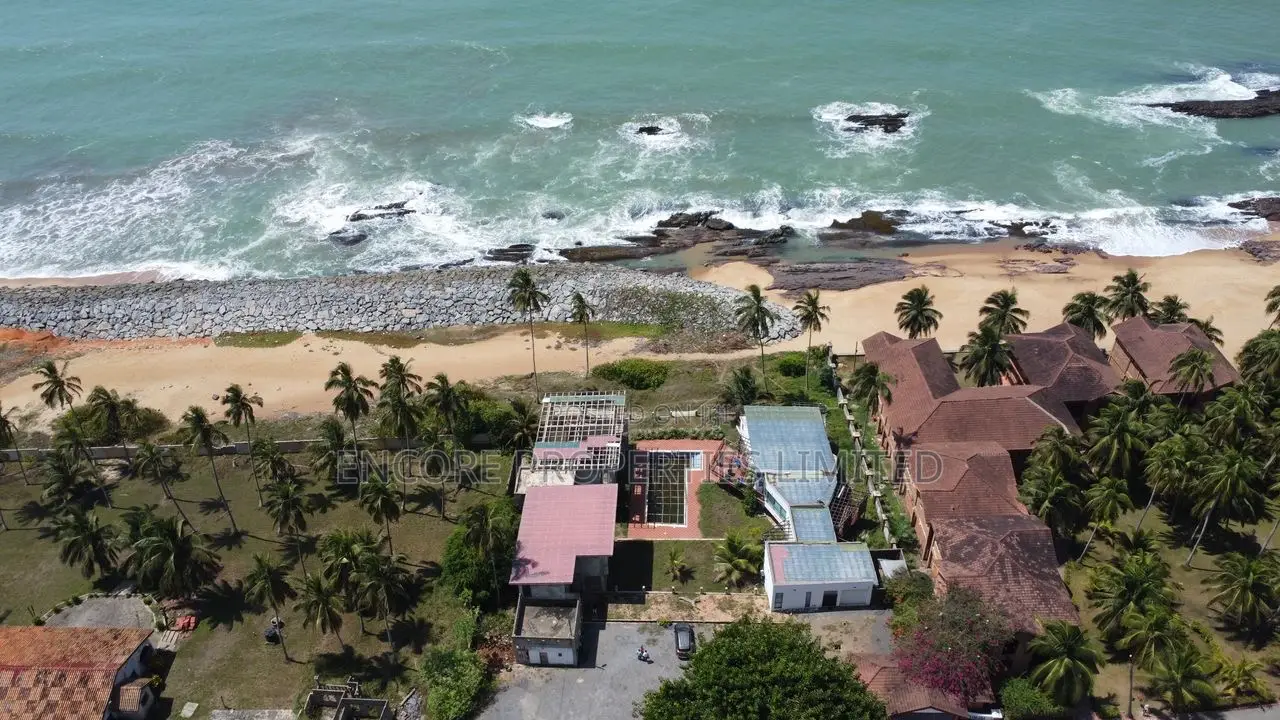 20bdrm Villa in Encore Properties, Cape Coast Metropolitan for sale in Cape Coast Metropolitan