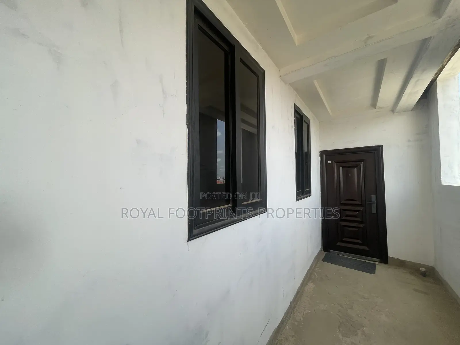 1bdrm Apartment in Luxelooks Properties, East Legon for rent in East Legon