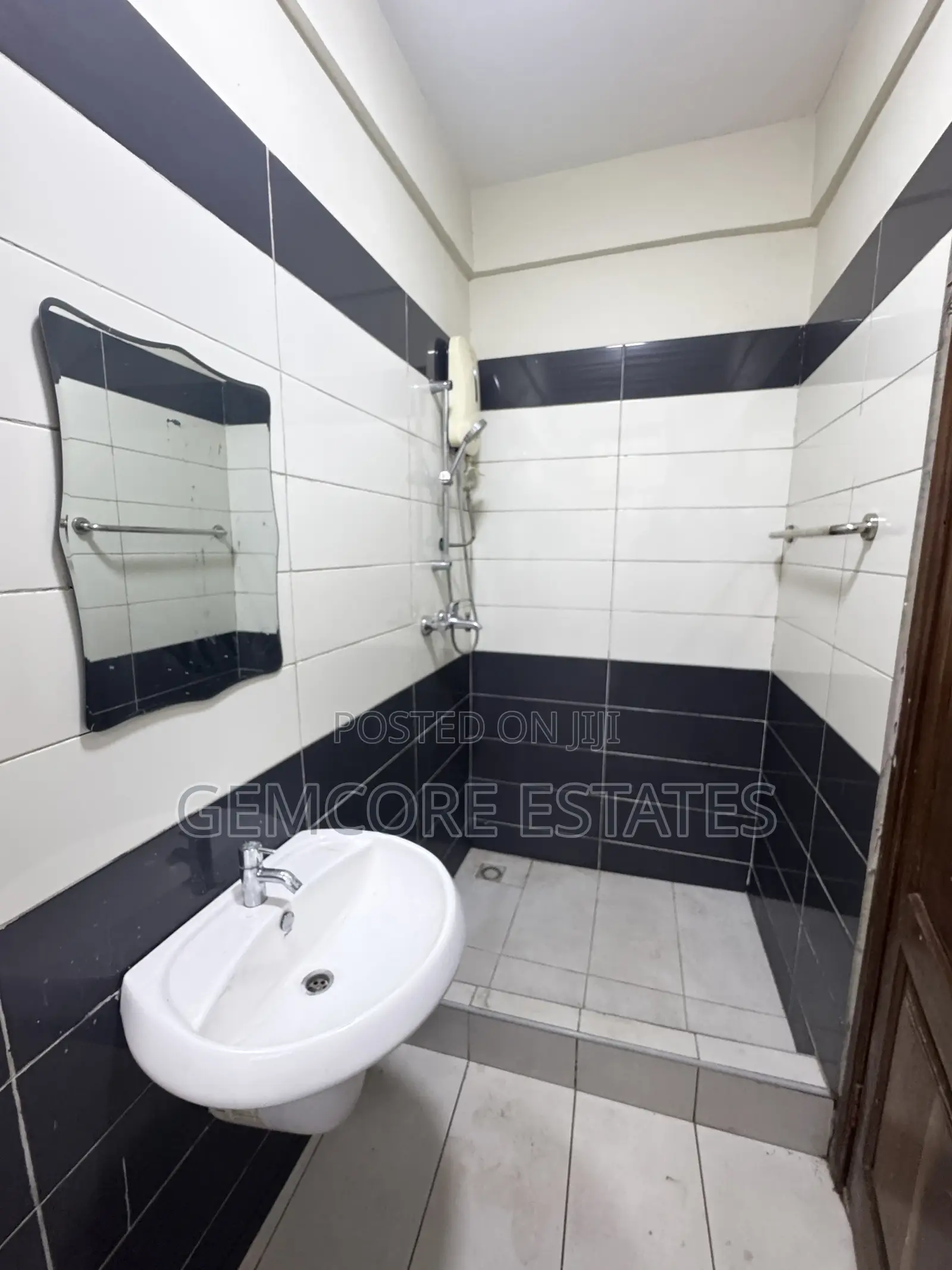 2bdrm Apartment in Ashaley Botwe, Nmai-Dzorn for rent in Nmai-Dzorn
