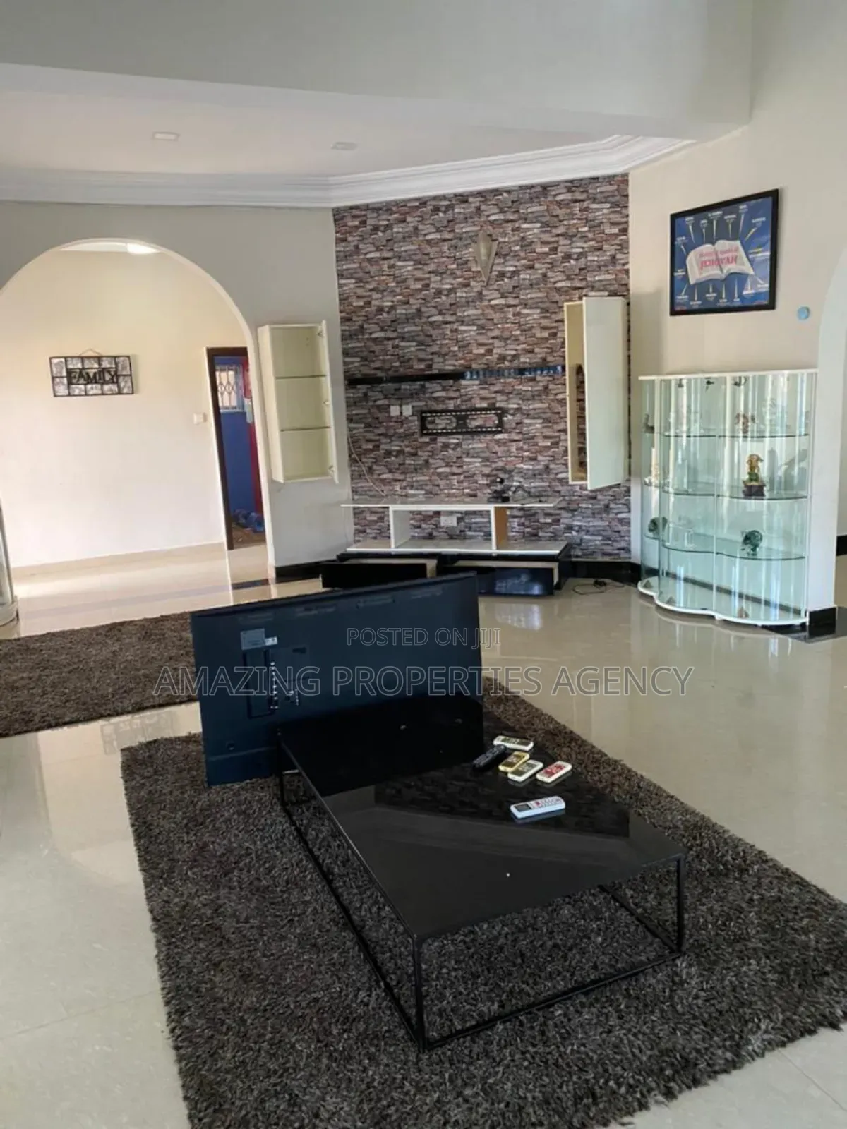 5bdrm House in Adjiriganor for sale in Adjiriganor