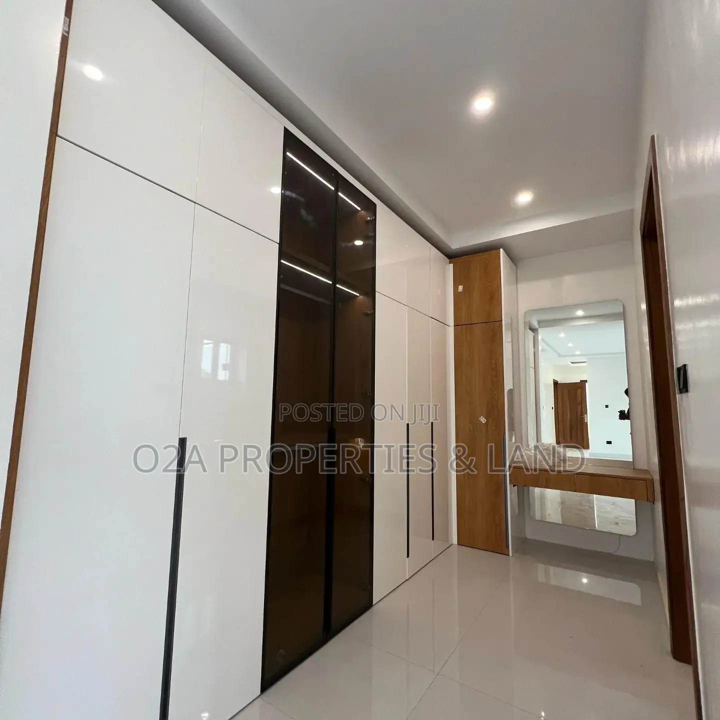 5bdrm House in East Legon, Bawaleshie for sale in Bawaleshie