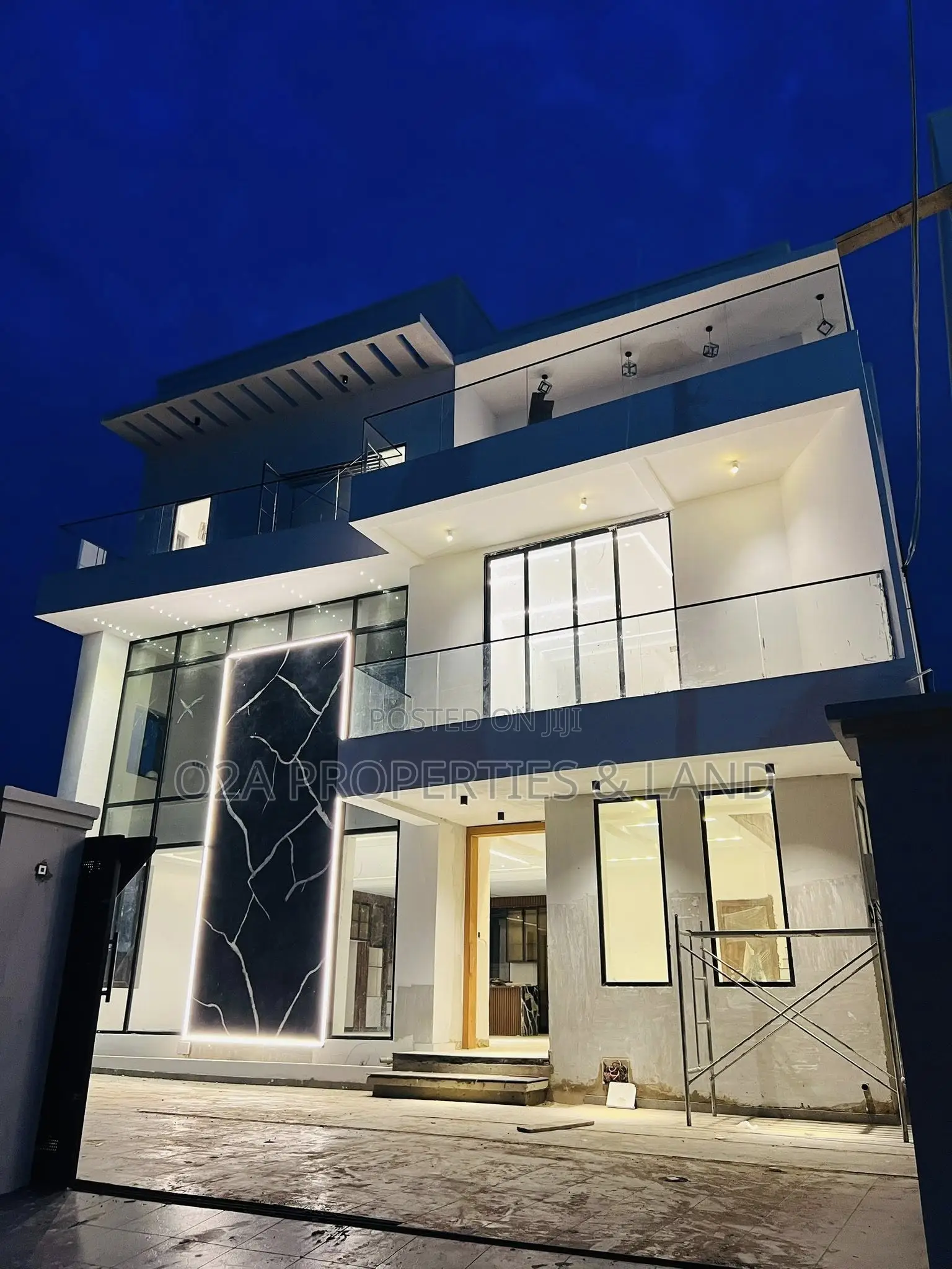 4bdrm House in East Legon, Ogbojo for sale in New Legon