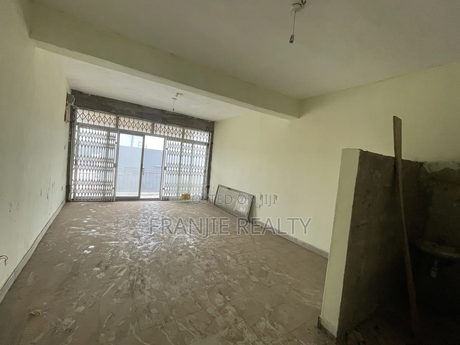 Shop/Office Space for Rent at Weija in Weija