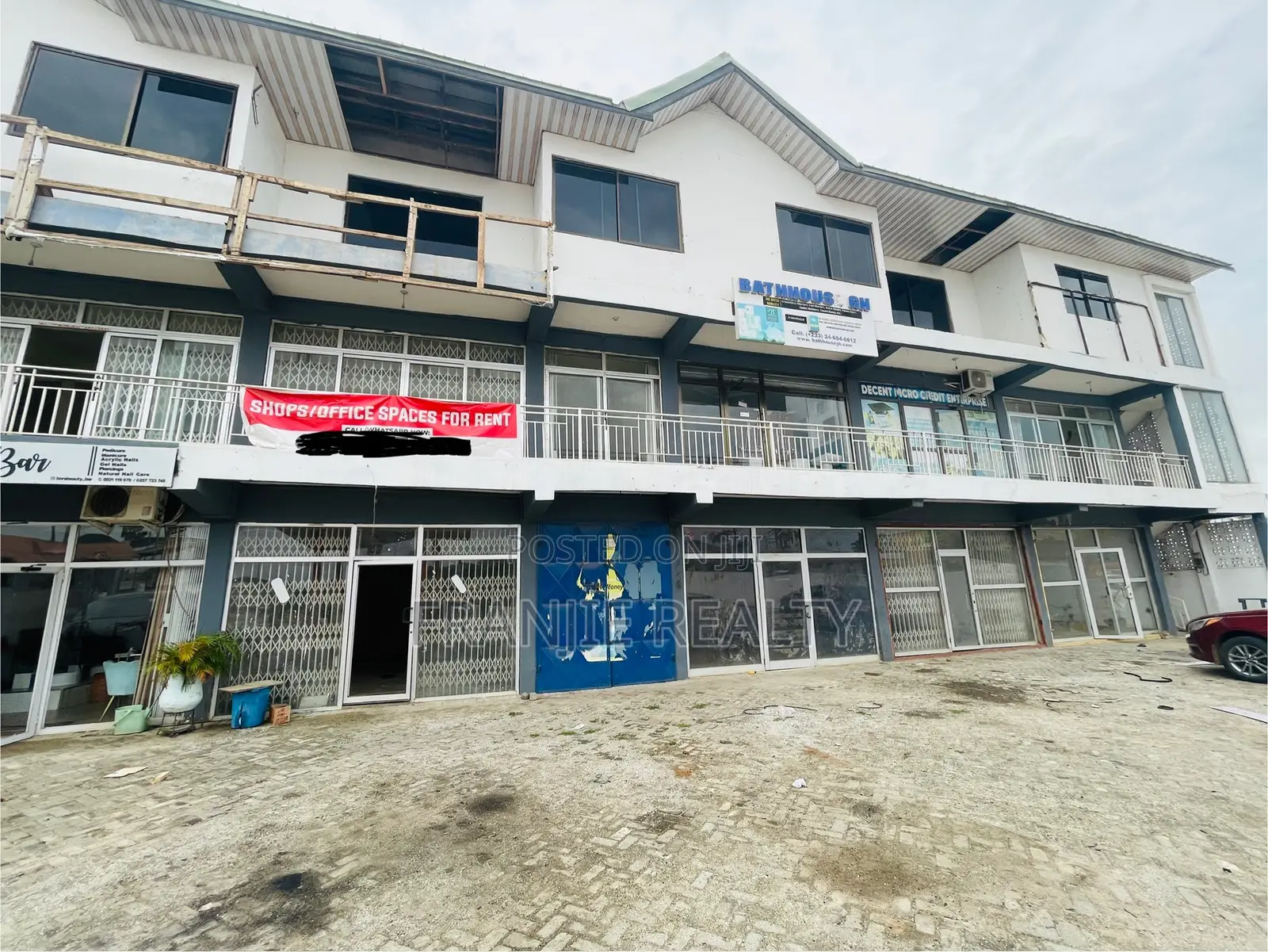 Shop/Office Space for Rent at Weija in Weija