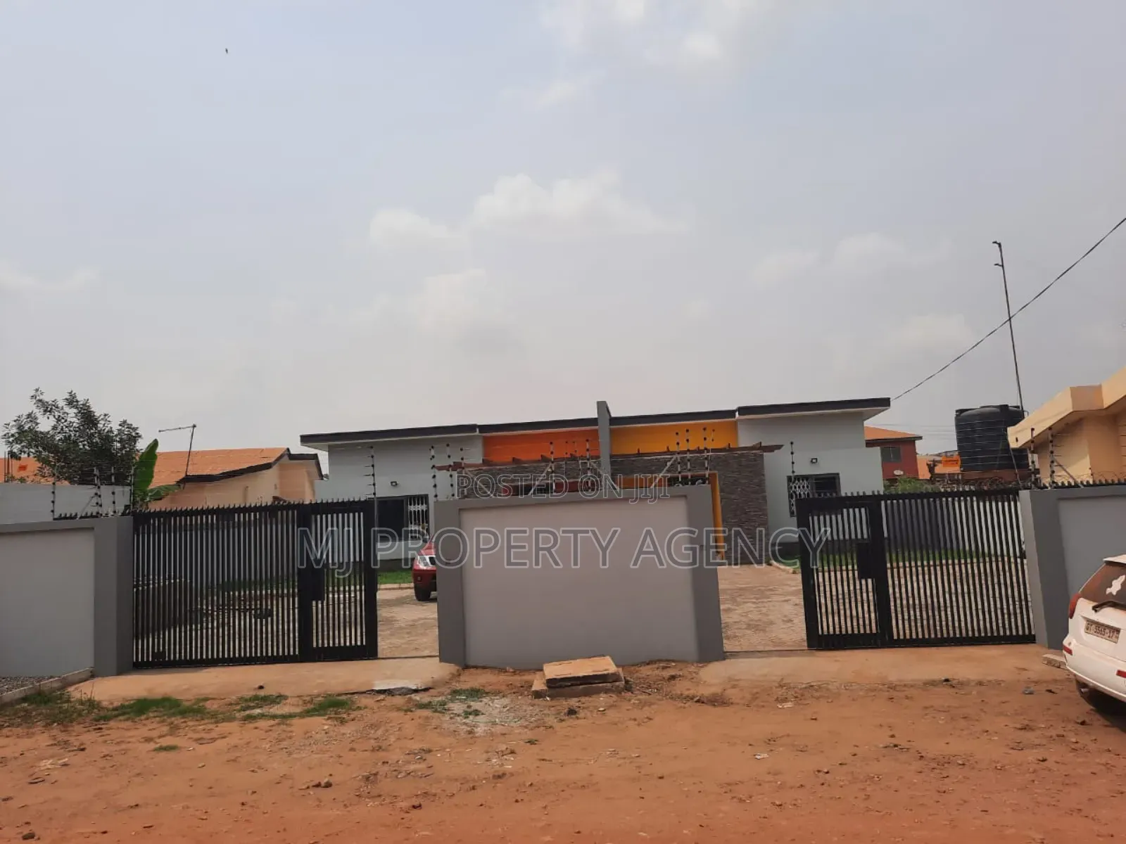 3bdrm House in Golf City Tema for sale in Tema Metropolitan