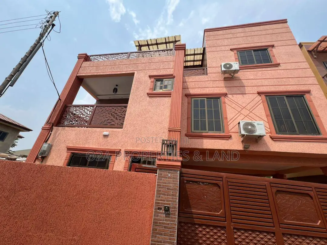 4bdrm House in Burna Hill, Overhead for rent in Overhead