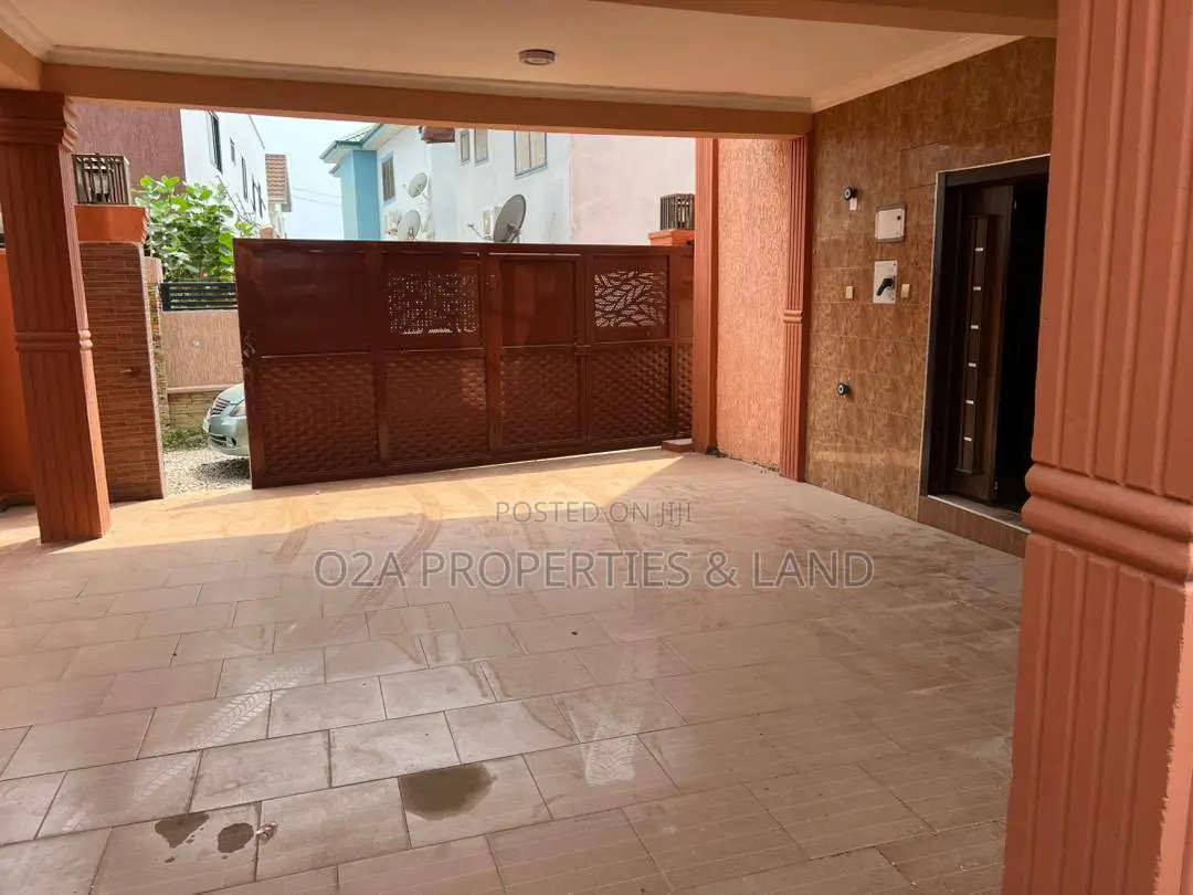 4bdrm House in Burna Hill, Overhead for rent in Overhead
