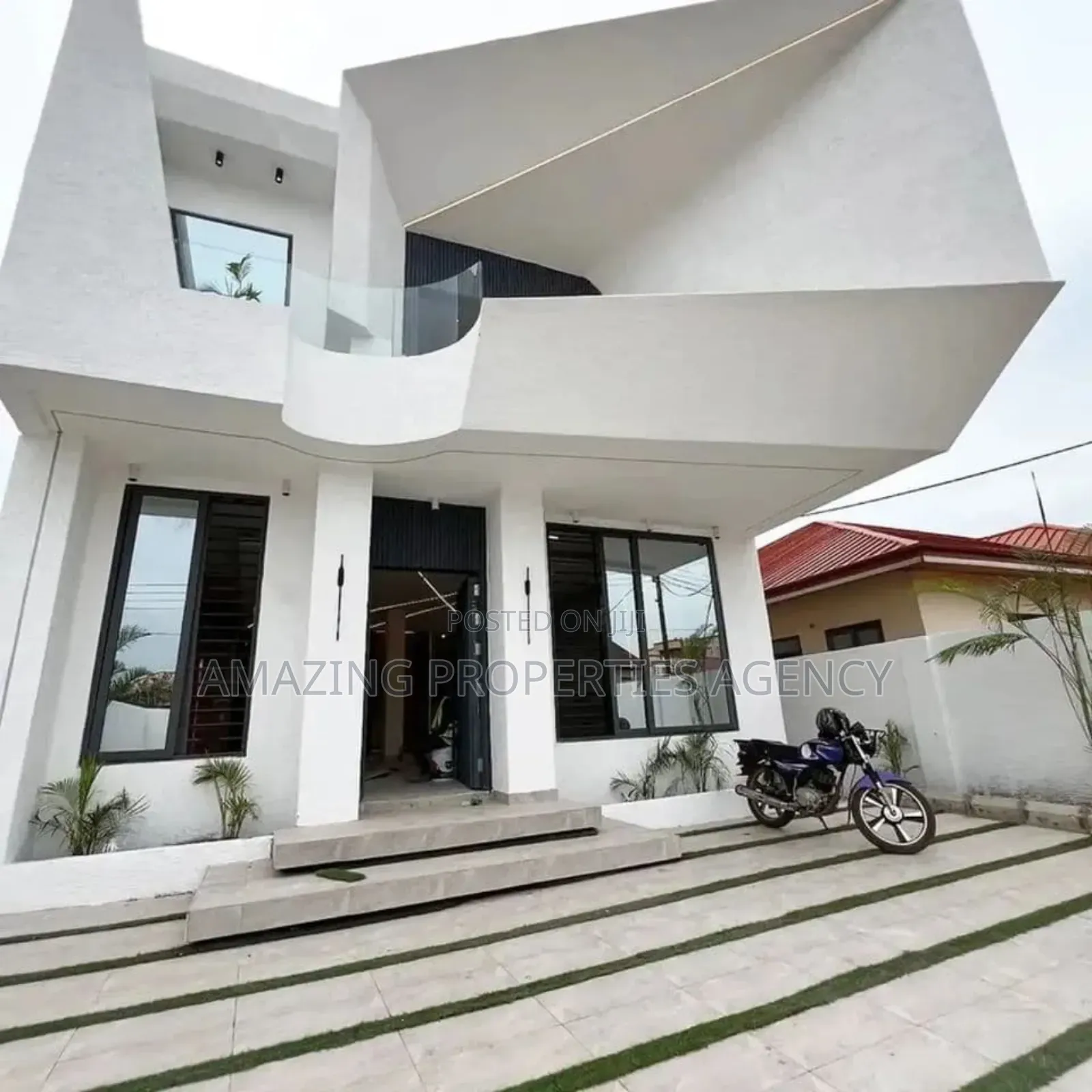 3bdrm House in East Legon for sale in East Legon