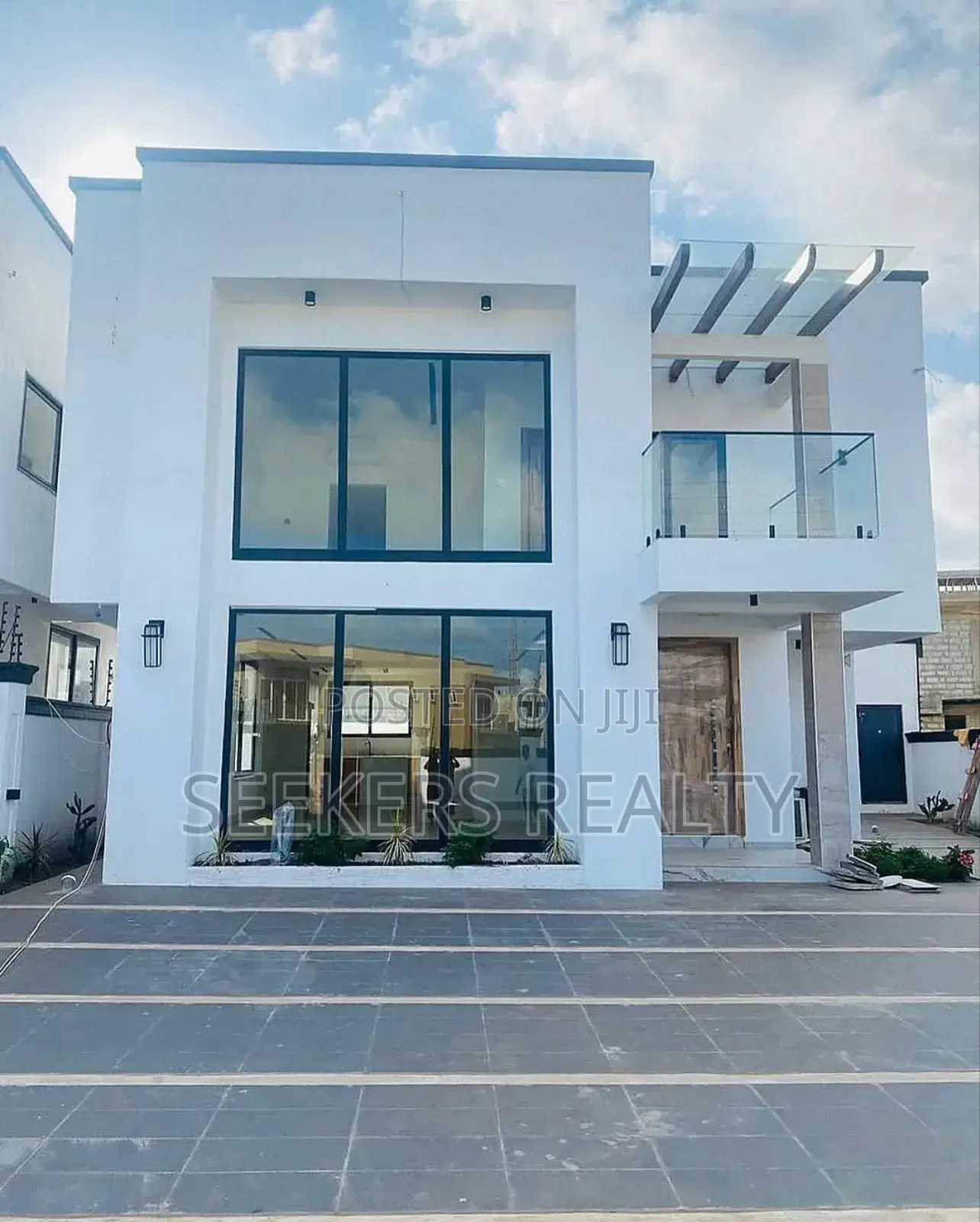 4bdrm House in Seekers Realty, Accra Metropolitan for sale in Accra Metropolitan