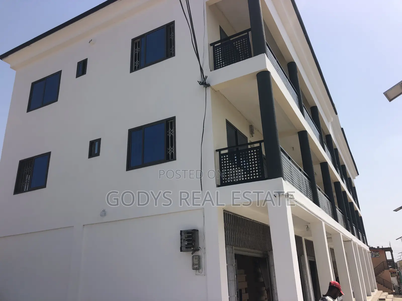 2bdrm Apartment in New Market, Kasoa for rent in Kasoa