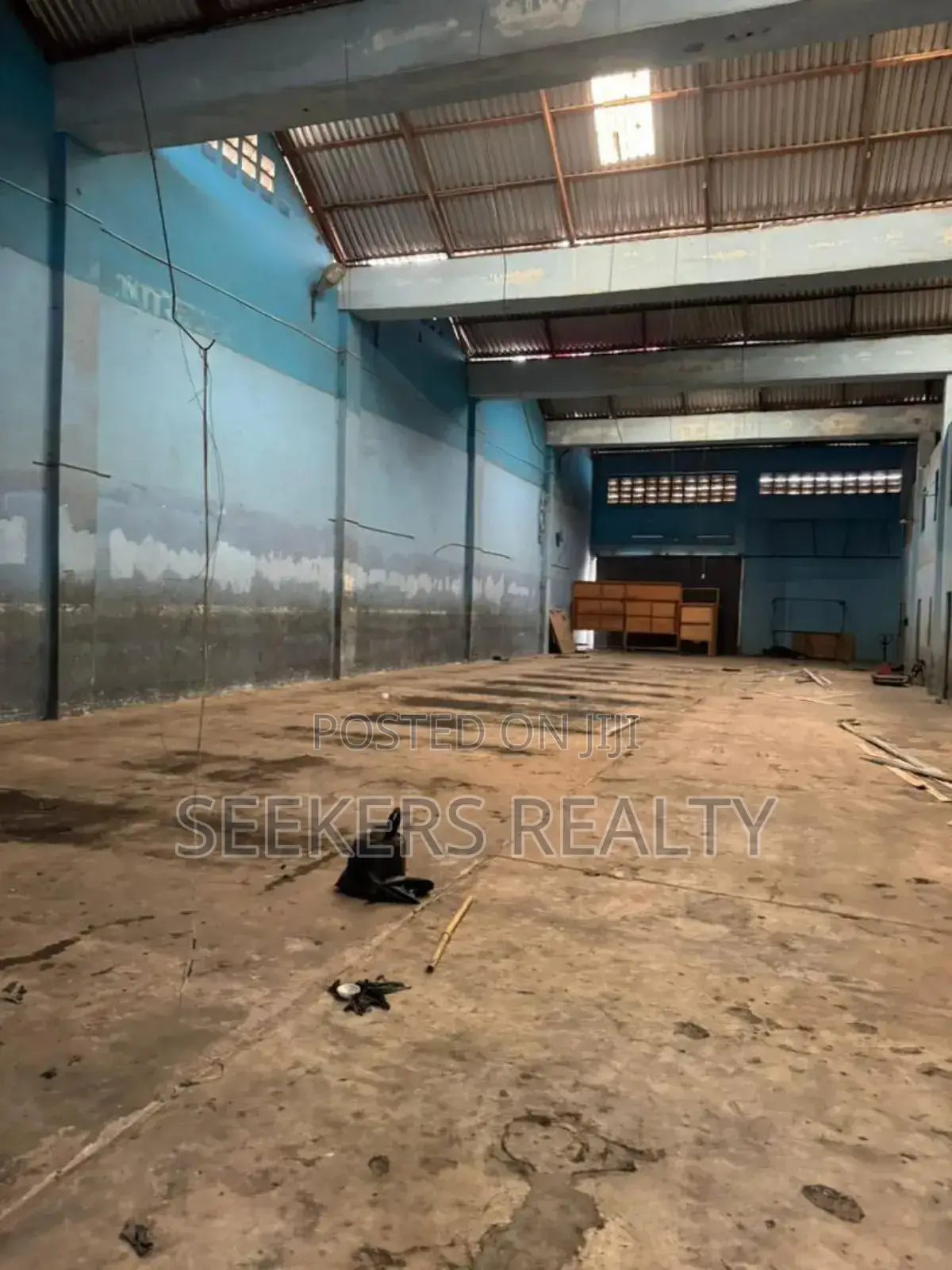 A 700 Square Meters Warehouse for Rent at Achimota in Achimota