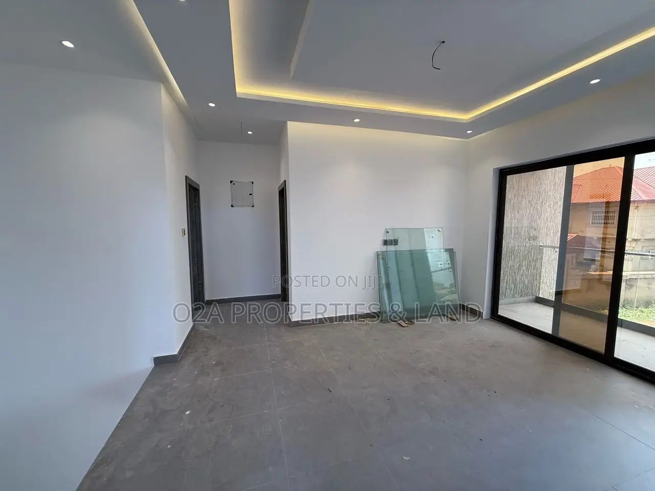 4bdrm House in Ashaley Botwe School for sale in School Junction