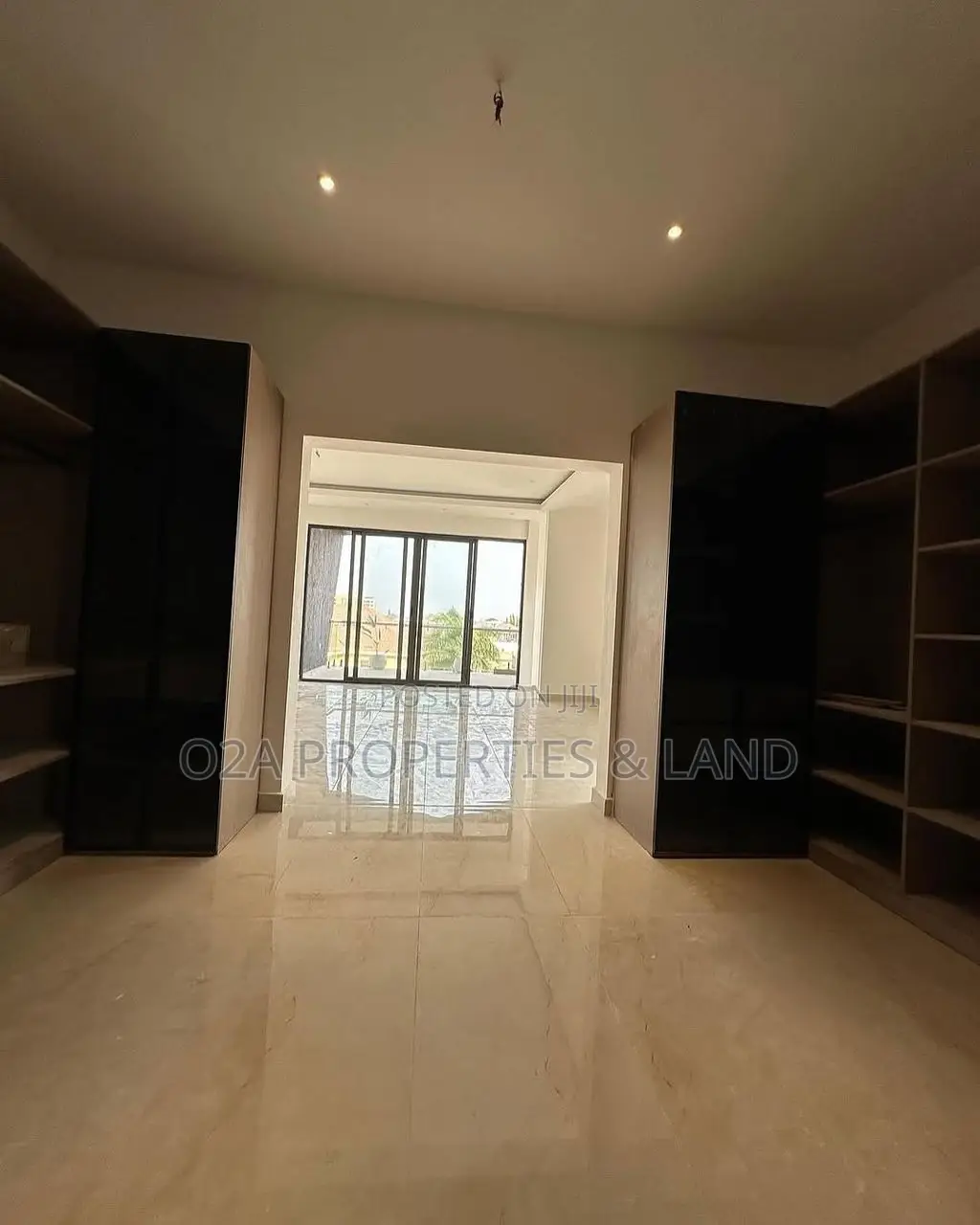 5bdrm House in East Legon, Ability for sale in Ability