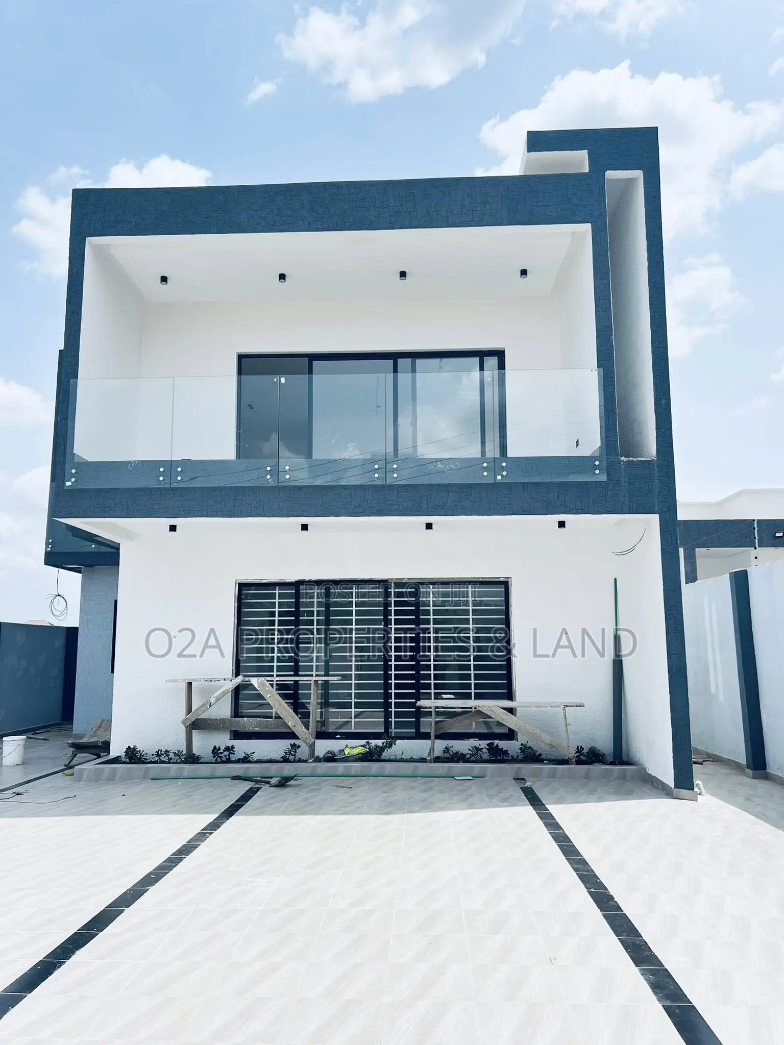 3bdrm House in Oyarifa, Ayi Mensah, Ghana Flag for sale in Ghana Flag