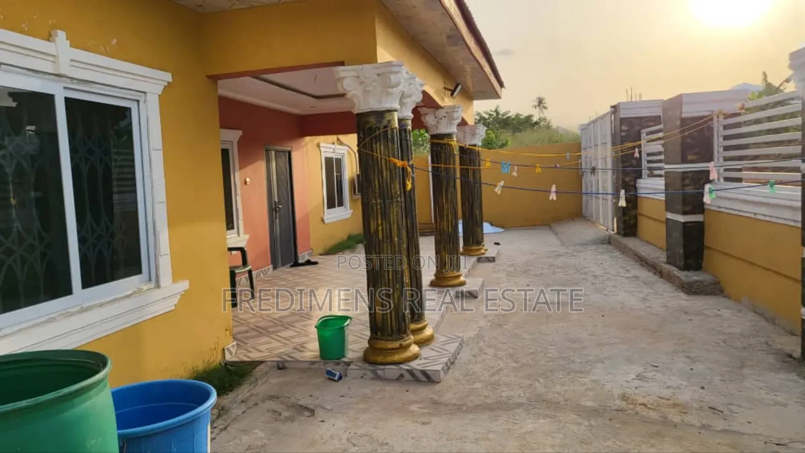 3bdrm House in Fredimens Real, Afigya-Kwabre for sale in Afigya-Kwabre