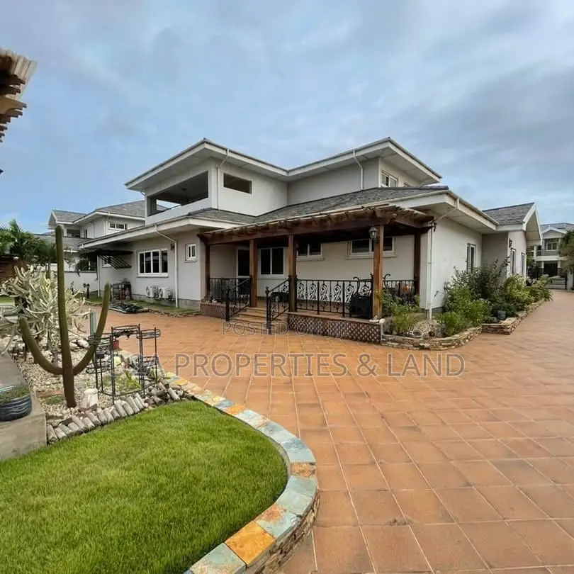 4bdrm House in Chain Homes, Airport for rent in Airport Residential Area
