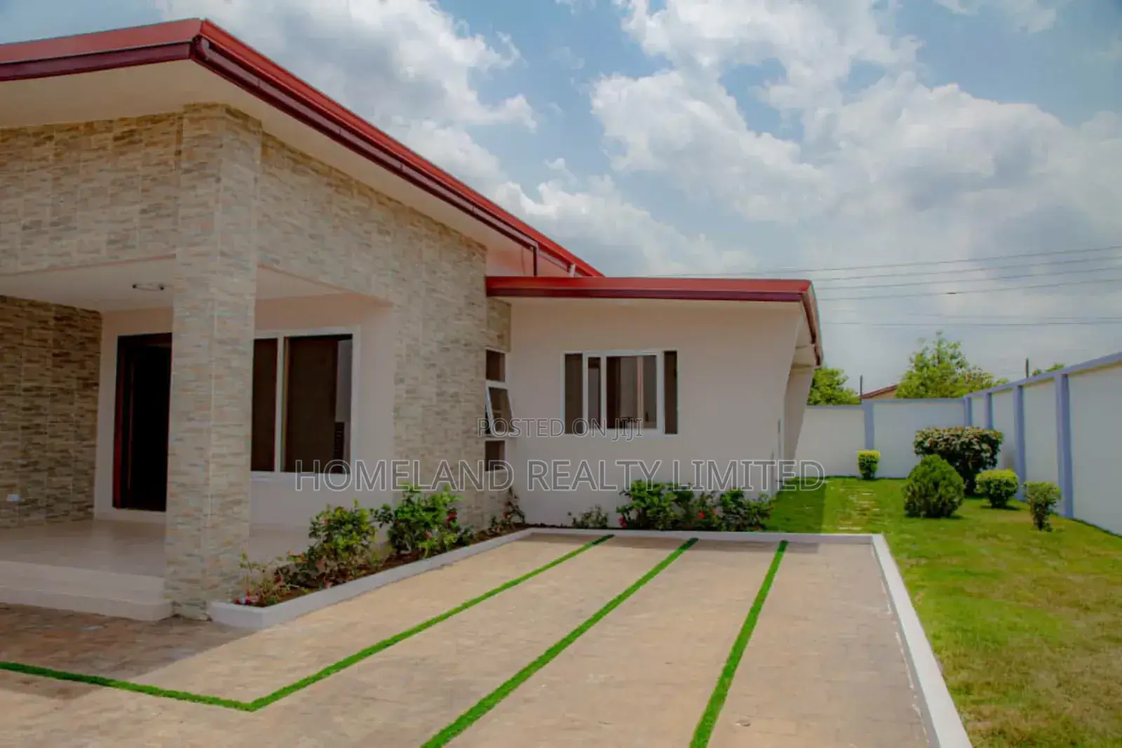 2bdrm Bungalow in Adenta Amanfrom for rent in Adenta